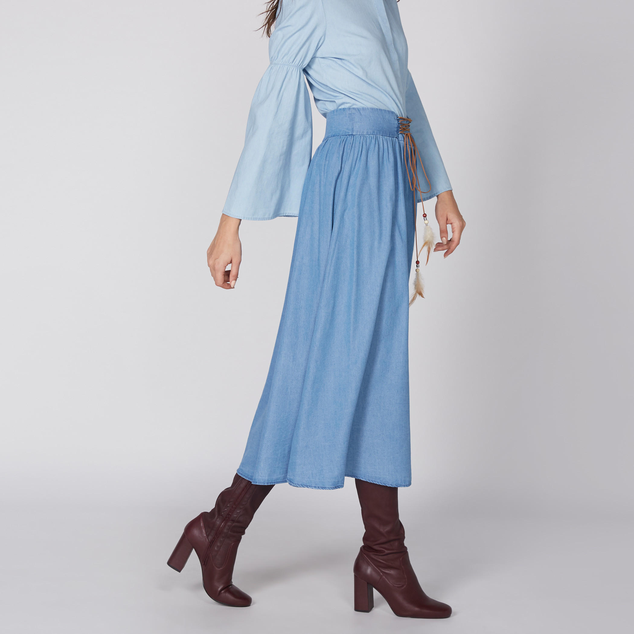 تنورة من الدينم متوسطة الطول برباط إغلاق-women-clothing-bottoms-skirts-image-2