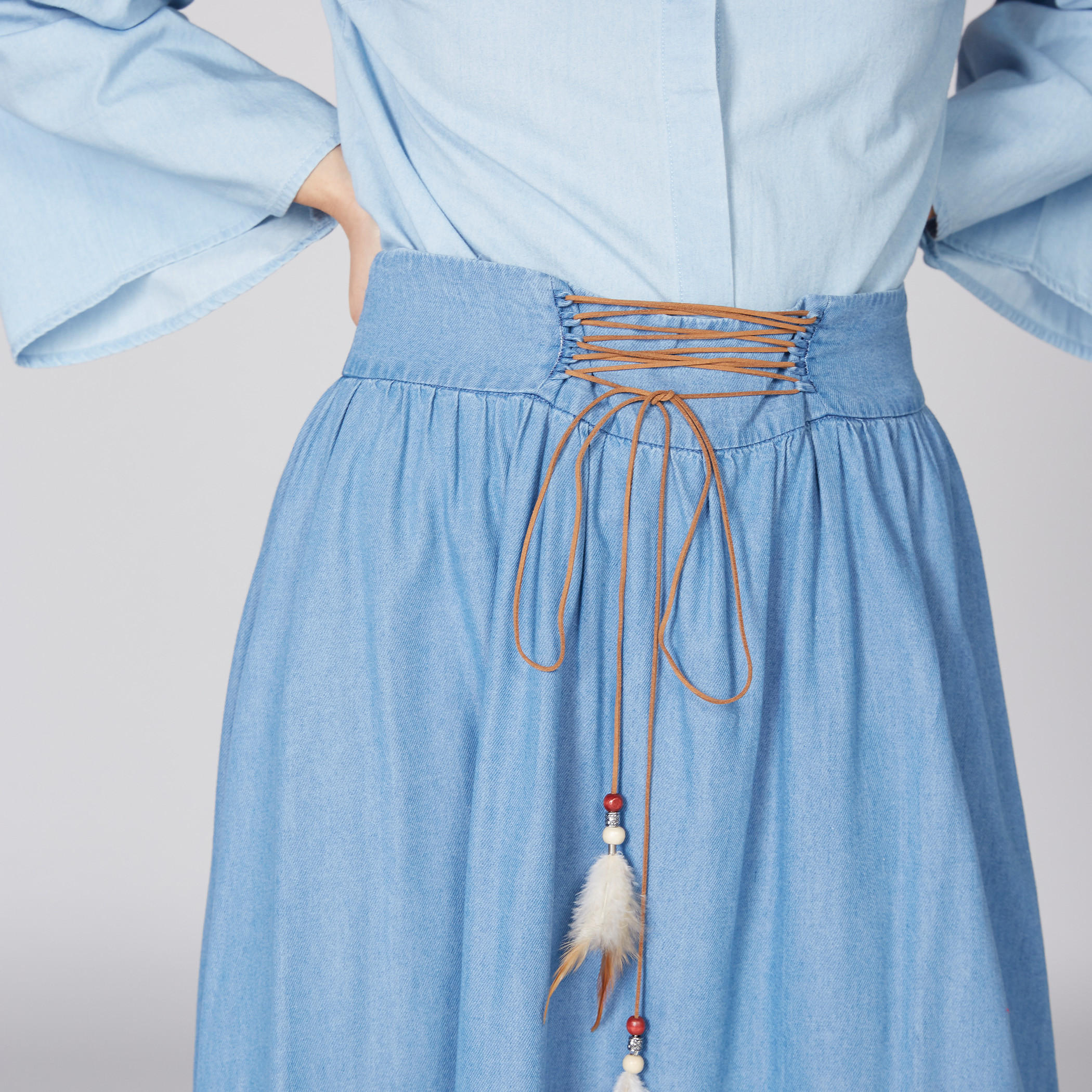 تنورة من الدينم متوسطة الطول برباط إغلاق-women-clothing-bottoms-skirts-image-3