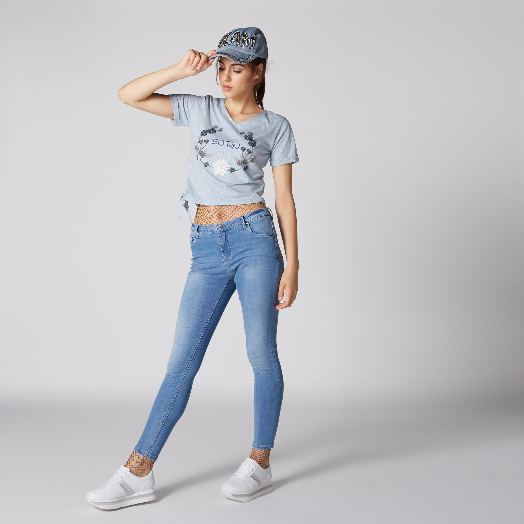بنطال جينز طويل بزر وجيوب-women-clothing-bottoms-jeans-image-3