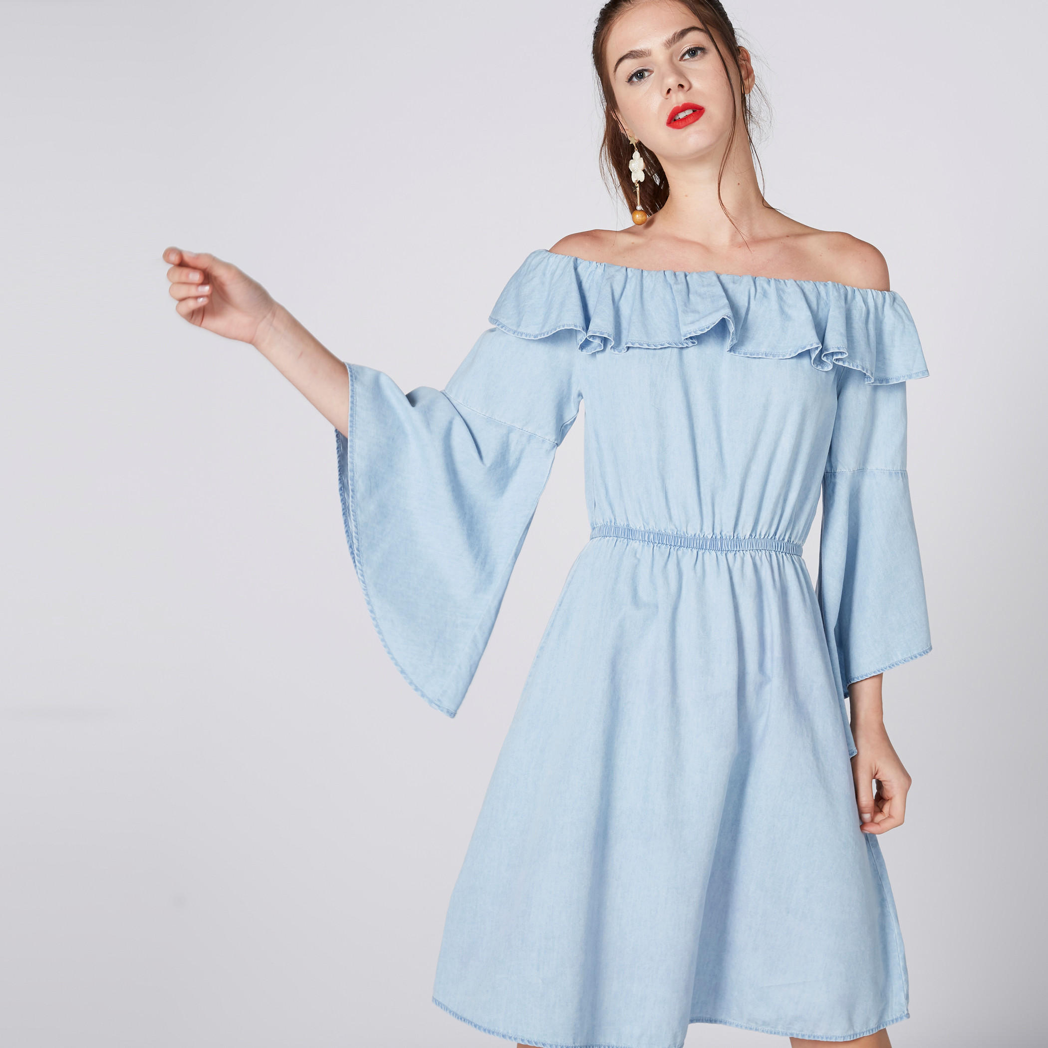 فستان متوسط الطول بأكتاف مكشوفة وأكمام عريضة-women-clothing-dresses-image-2