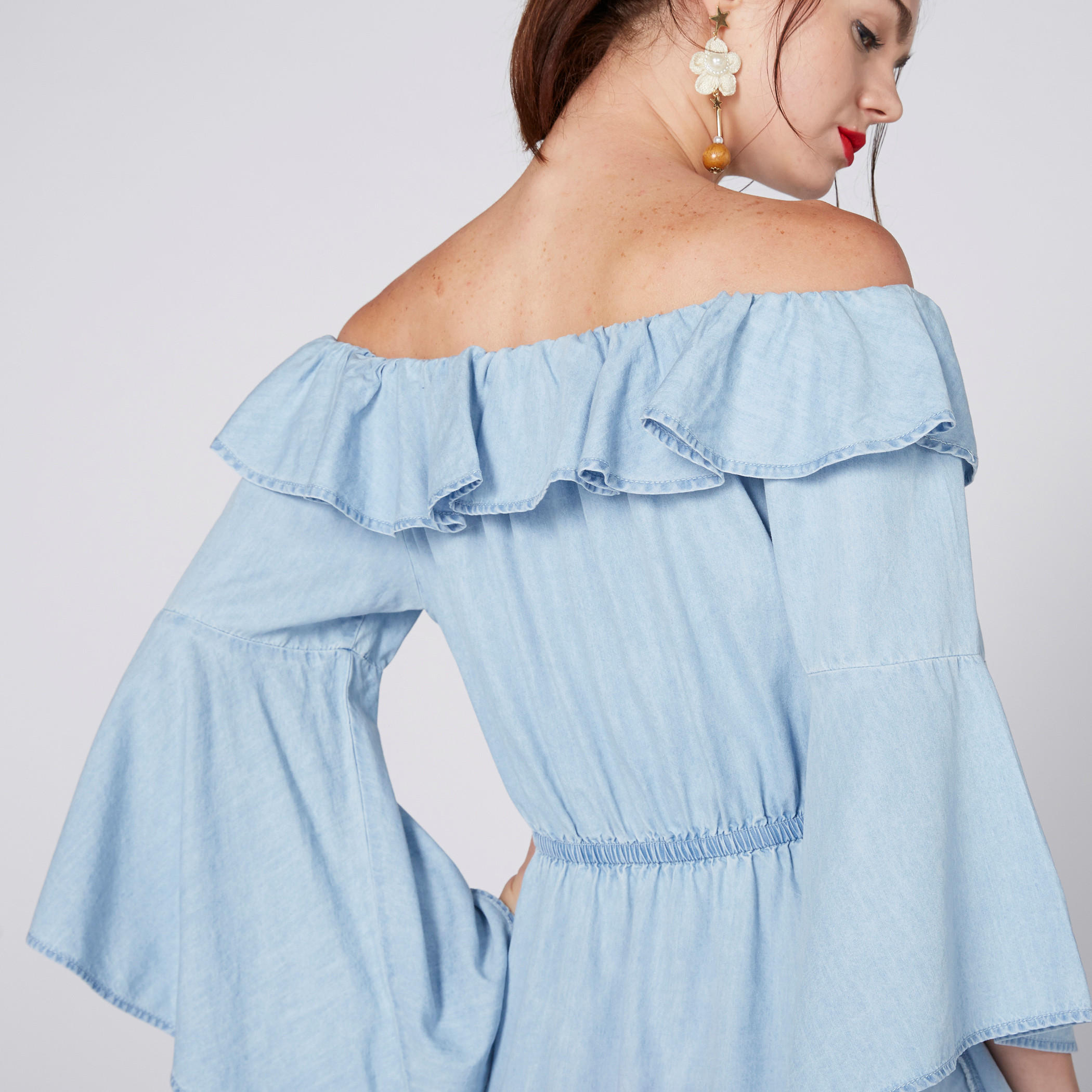 فستان متوسط الطول بأكتاف مكشوفة وأكمام عريضة-women-clothing-dresses-image-4
