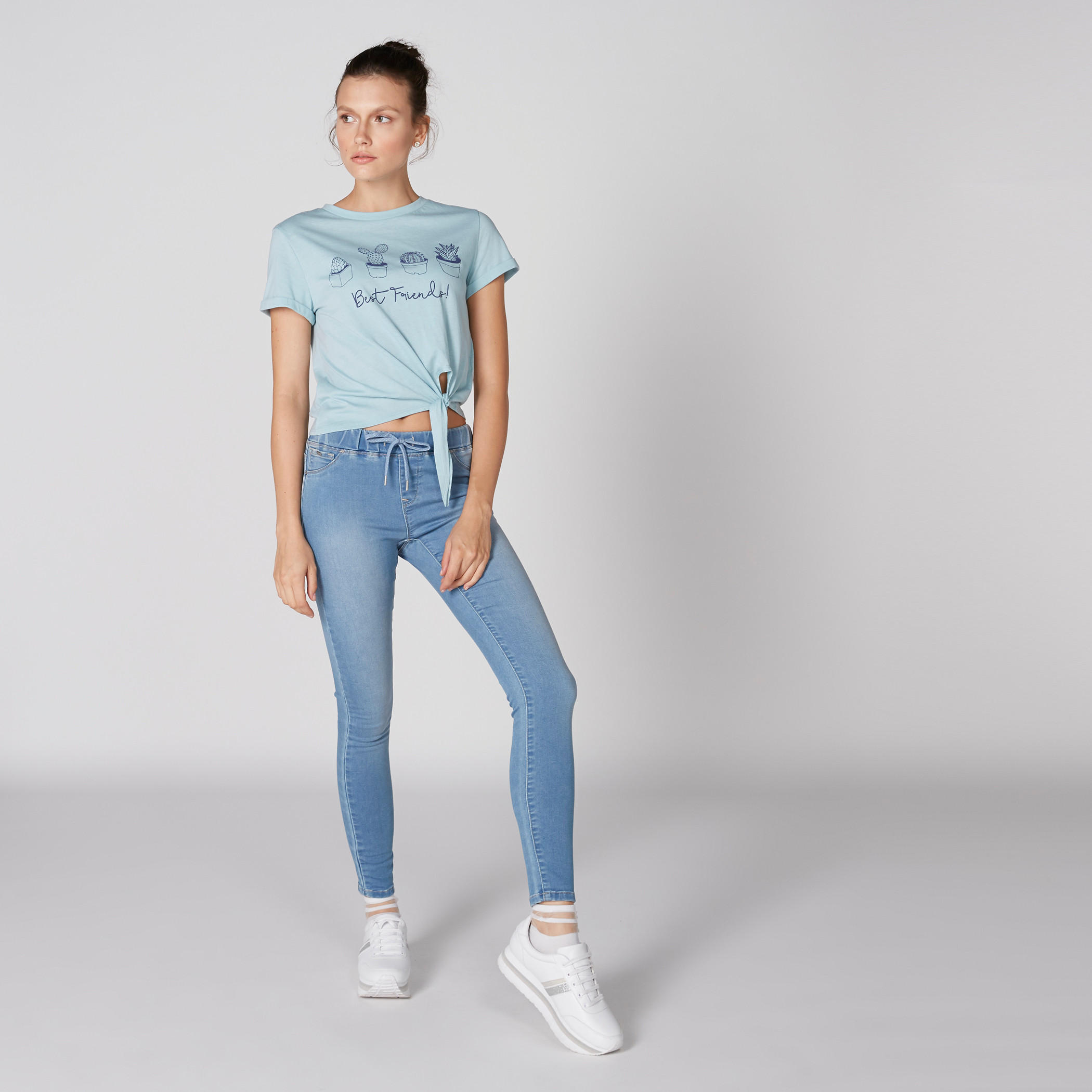 بنطال جينز طويل بخصر مطاطي وقصة سكيني-women-clothing-bottoms-leggings-image-1