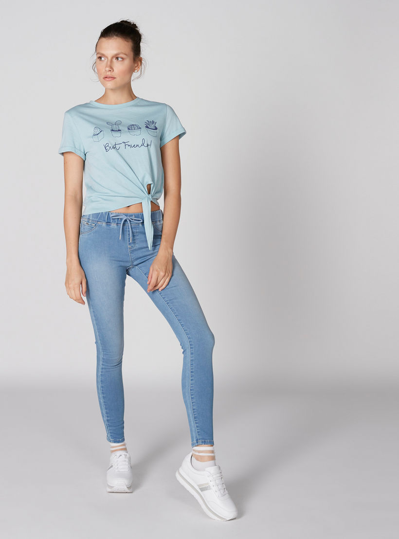 بنطال جينز طويل بخصر مطاطي وقصة سكيني-women-clothing-bottoms-leggings-image-1