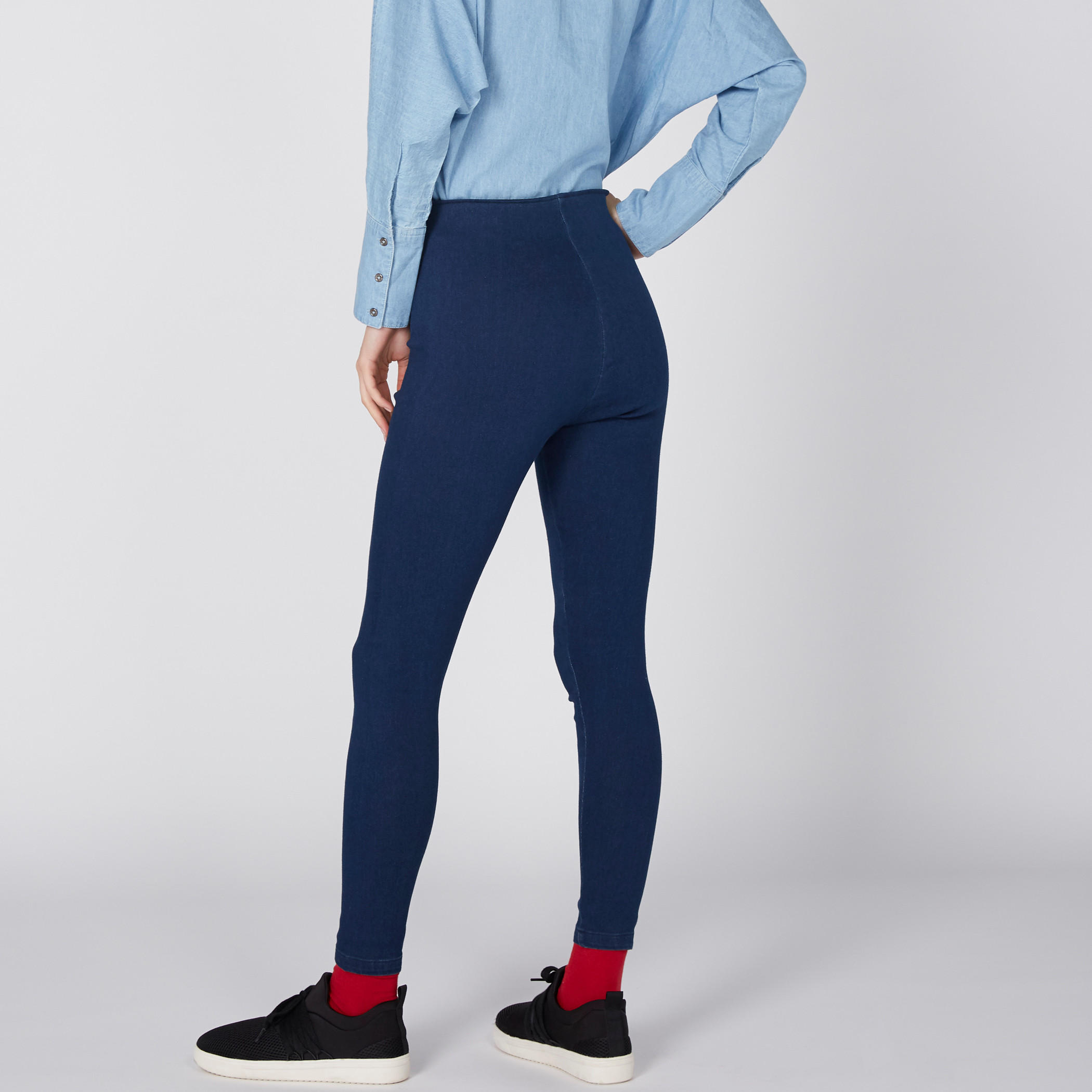 بنطال بقصّة ضيّقة وخصر مرتفع-women-clothing-bottoms-leggings-image-4