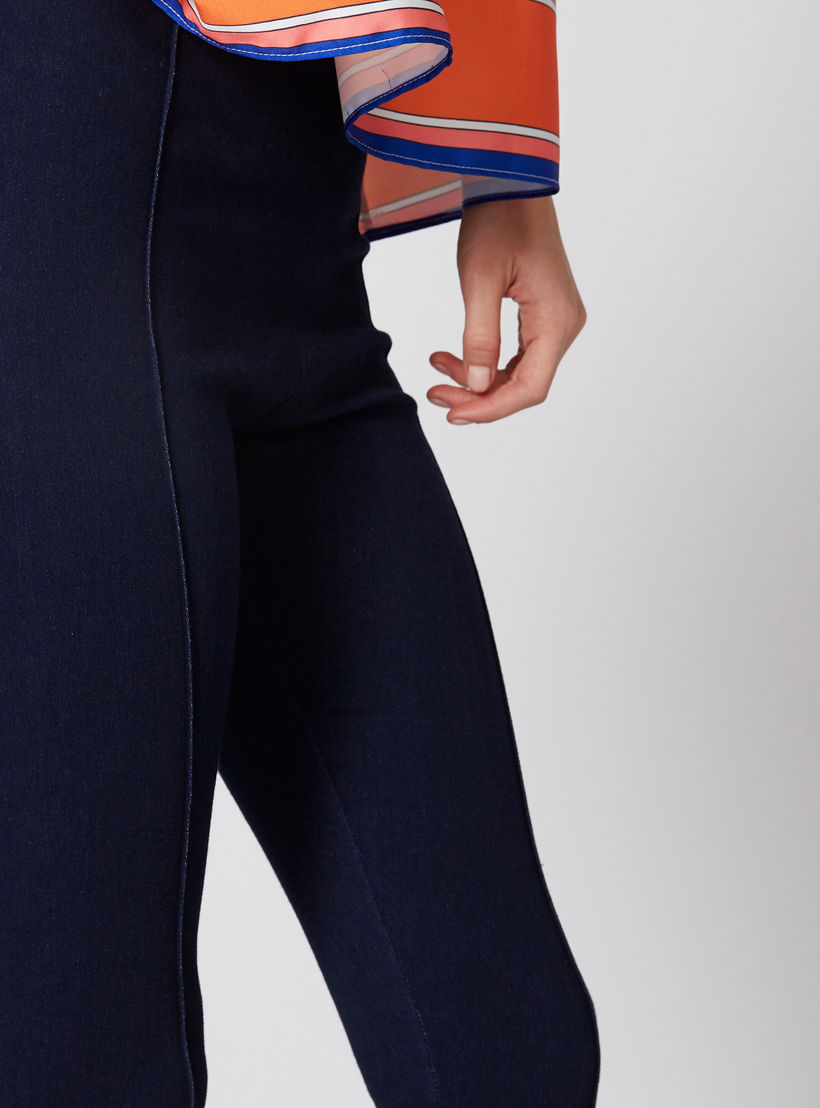بنطال بقصّة ضيّقة وخصر مرتفع-women-clothing-bottoms-leggings-image-4
