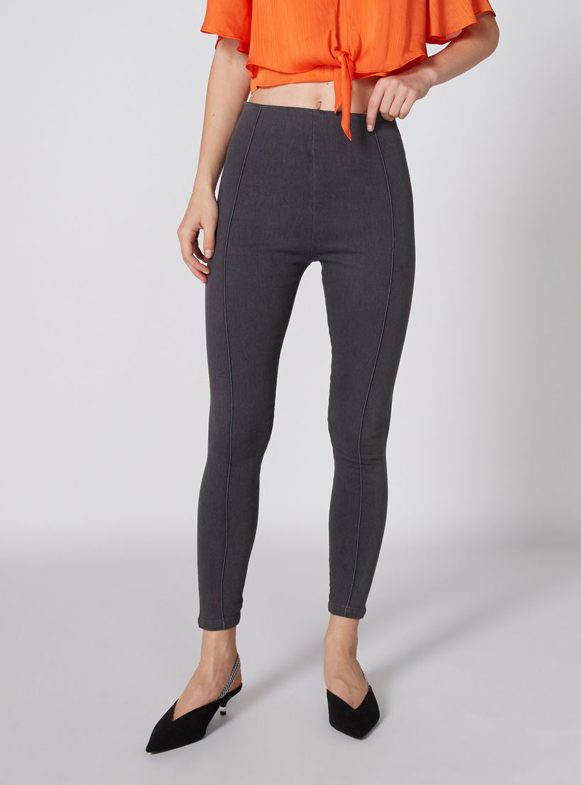 بنطال بقصّة ضيّقة وخصر مرتفع-women-clothing-bottoms-leggings-image-4