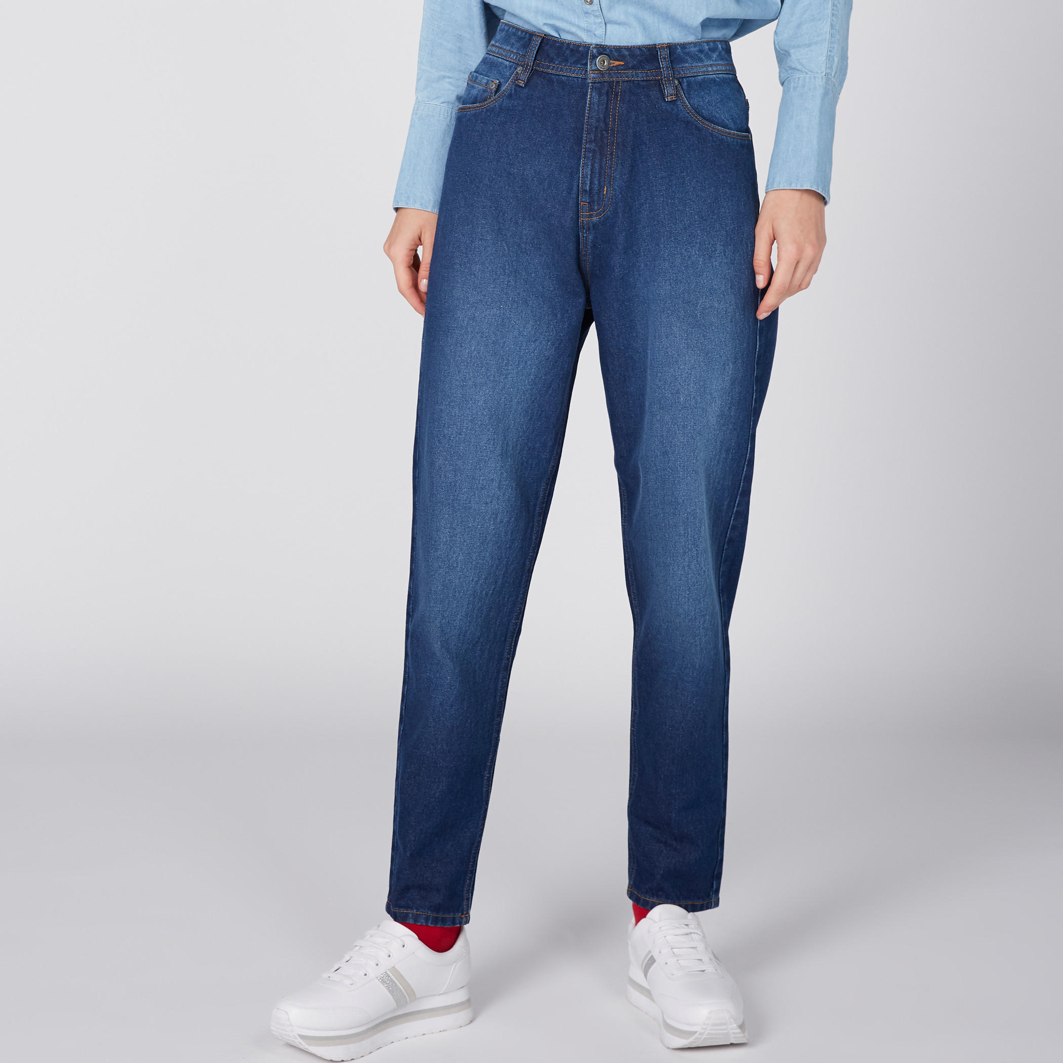 بنطال جينز بخصر مرتفع-women-clothing-bottoms-jeans-image-1
