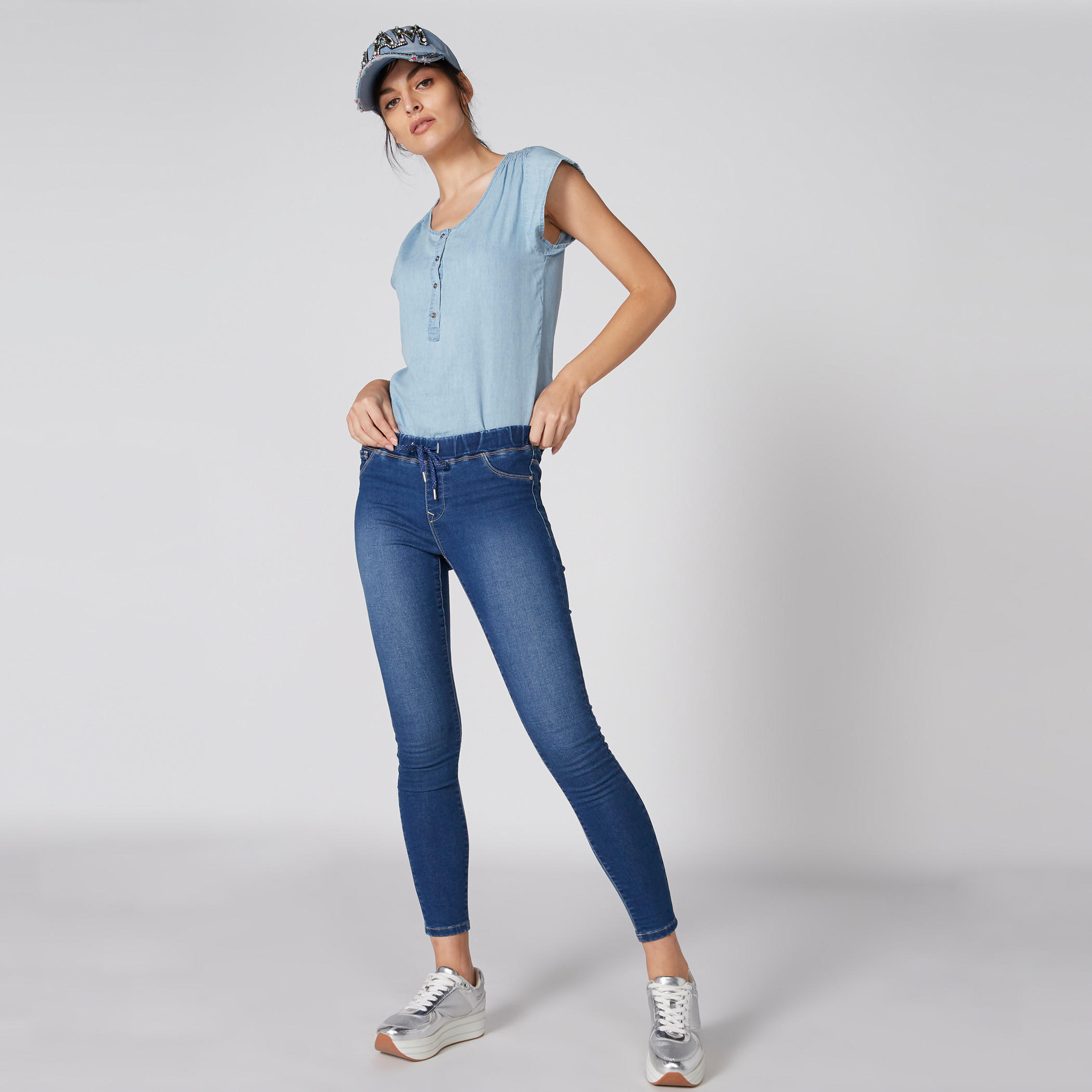 بلوزة من الدينم بياقة هينلي وأكمام كاب-women-clothing-shirtsandblouses-blouses-image-3