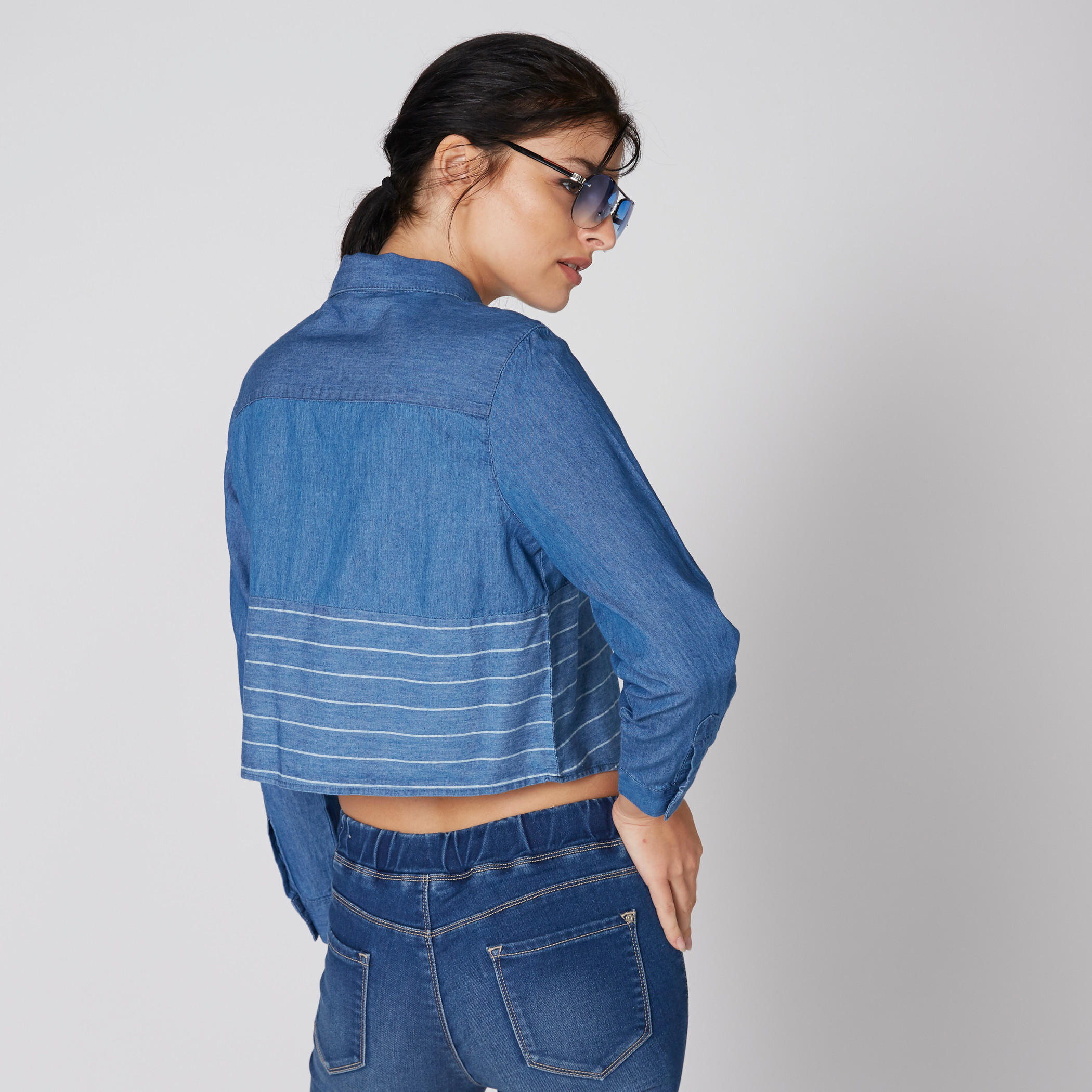 قميص قصير ومقلم بأكمام طويلة وأزرار-women-clothing-shirtsandblouses-shirts-image-2