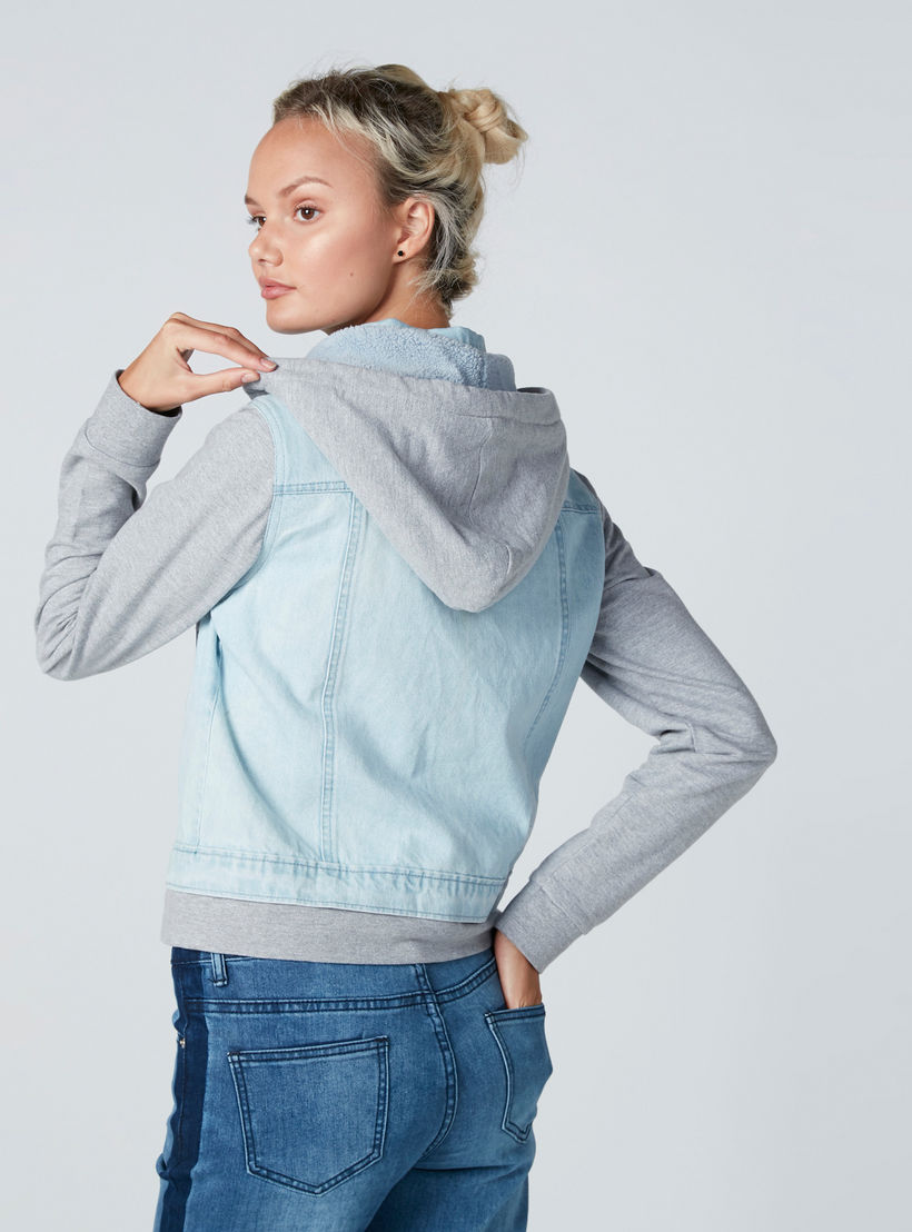 جاكيت بقبّعة وأكمام طويلة وجيوب-women-winterwear-coatsandjackets-jackets-image-2