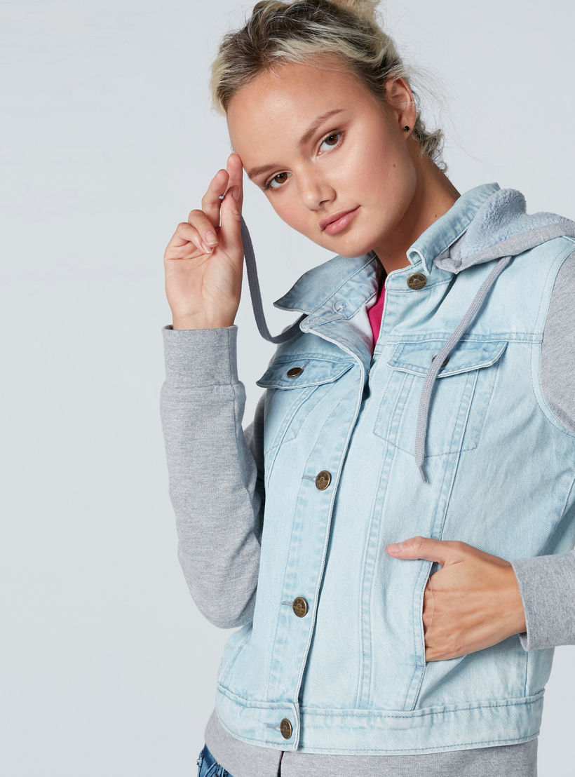 جاكيت بقبّعة وأكمام طويلة وجيوب-women-winterwear-coatsandjackets-jackets-image-3
