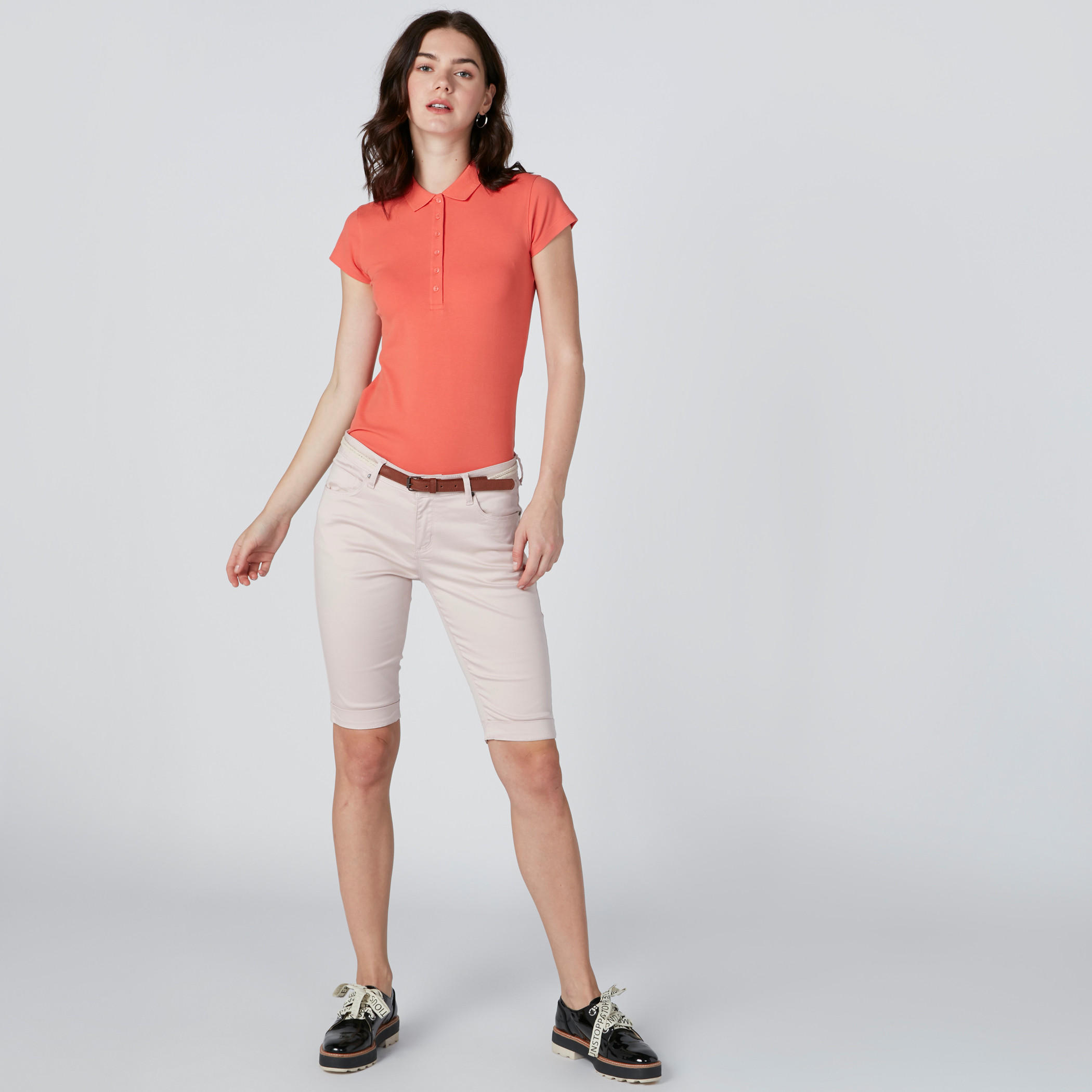 شورت دينم سليم فيت بجيوب-women-clothing-bottoms-shorts-image-1
