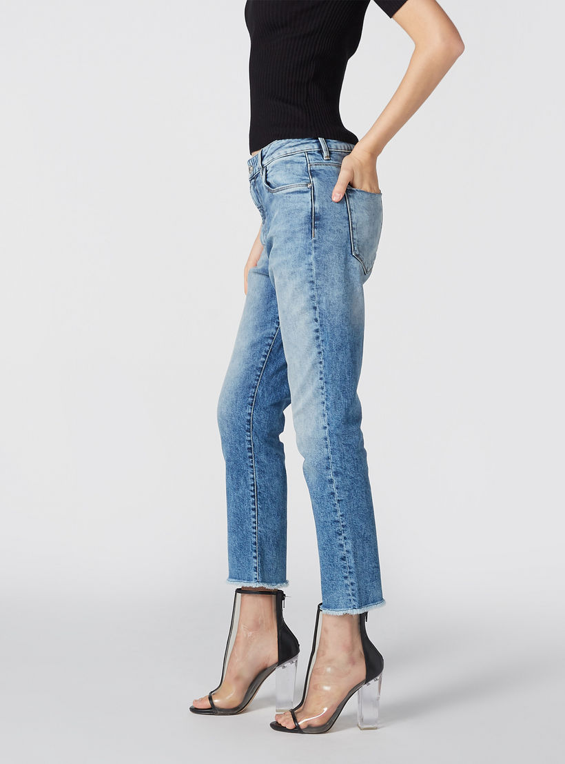 بنطال جينز بقصّة مستقيمة وجيوب-women-clothing-bottoms-jeans-image-3