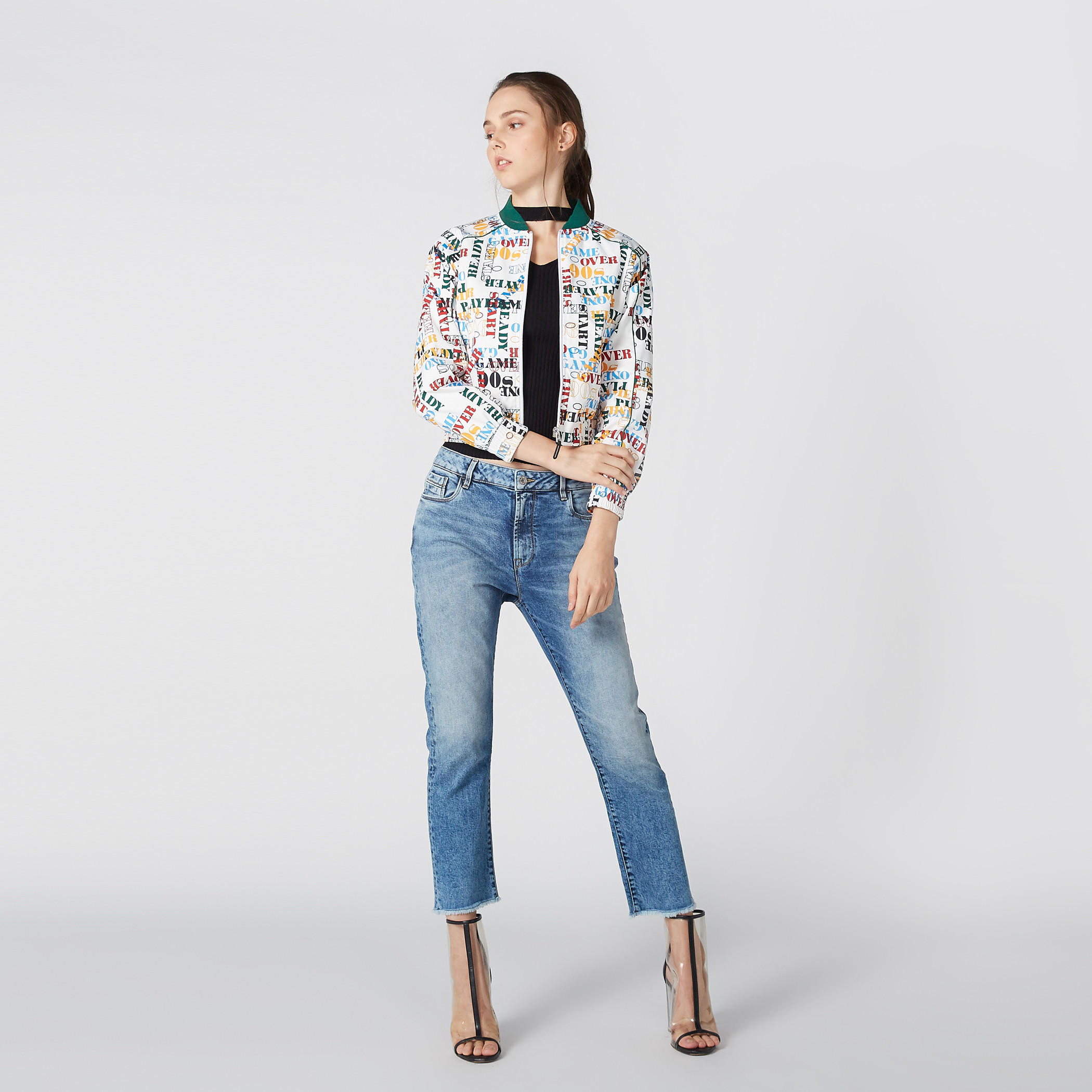 بنطال جينز بقصّة مستقيمة وجيوب-women-clothing-bottoms-jeans-image-4