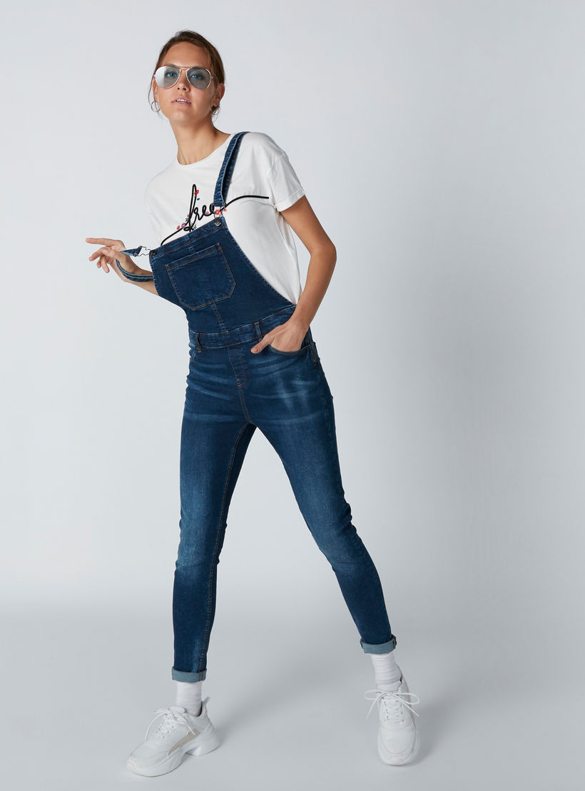 دنغري طويل من الدينم بجيوب-women-clothing-bottoms-jeans-image-4