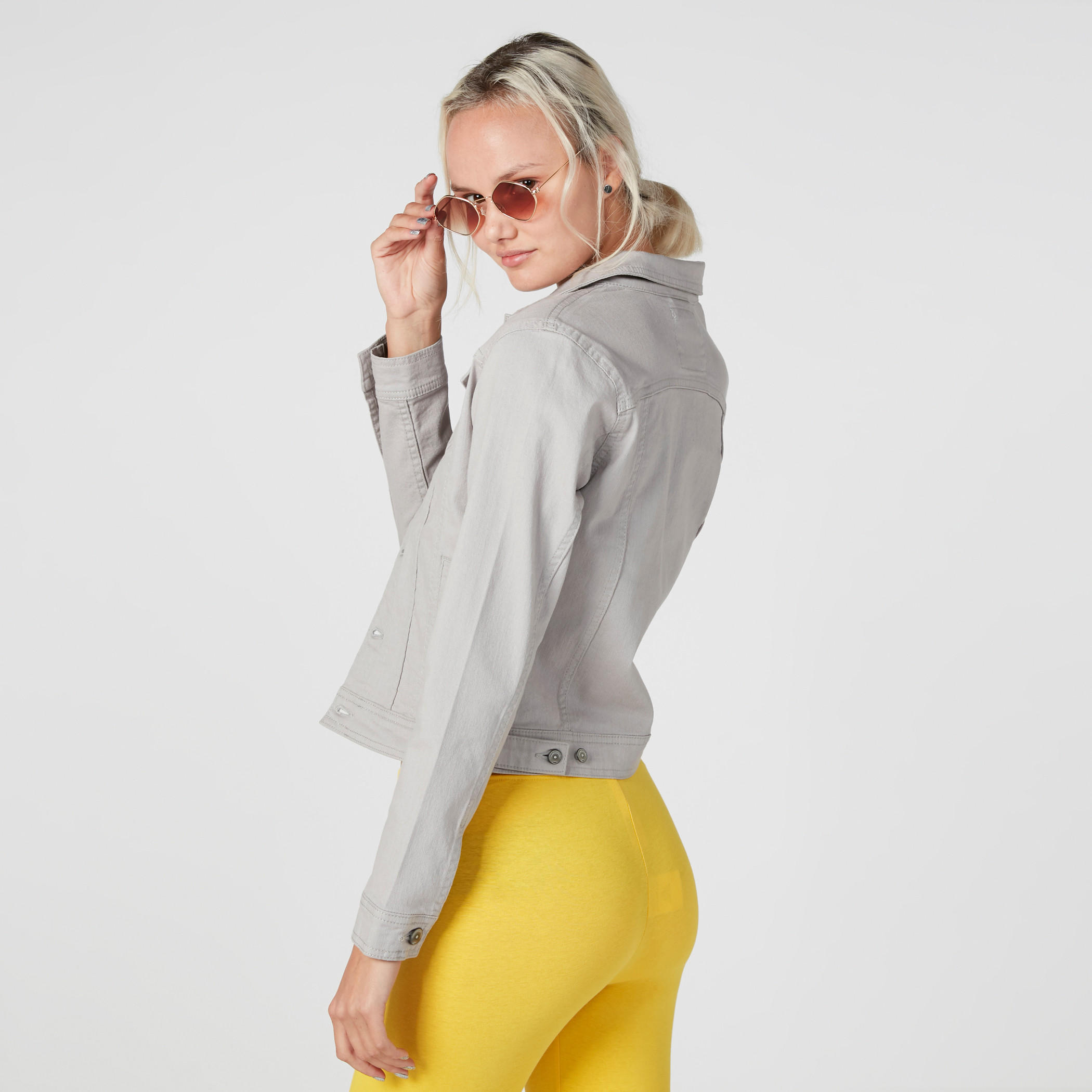 Pocket Detail Denim Jacket with Long Sleeves-women-winterwear-coatsandjackets-jackets-image-2