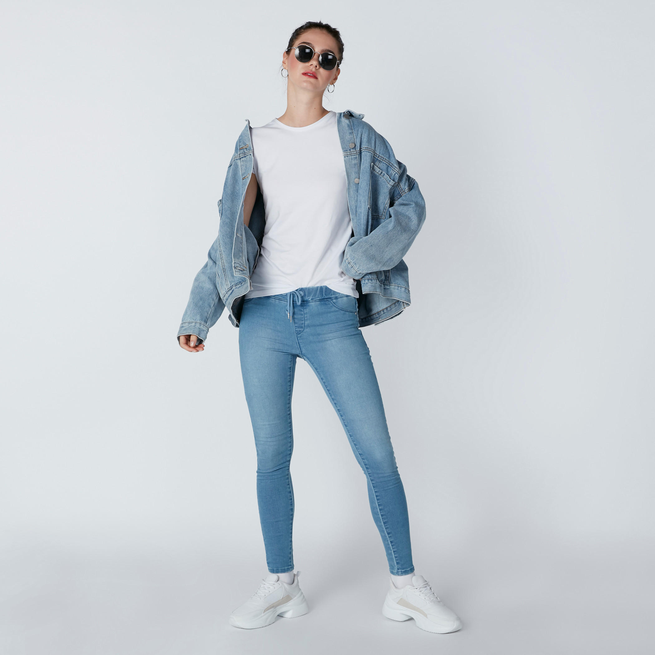 Pocket Detail Jeans with Elasticised Waistband and Drawstring-women-clothing-bottoms-joggers-image-2