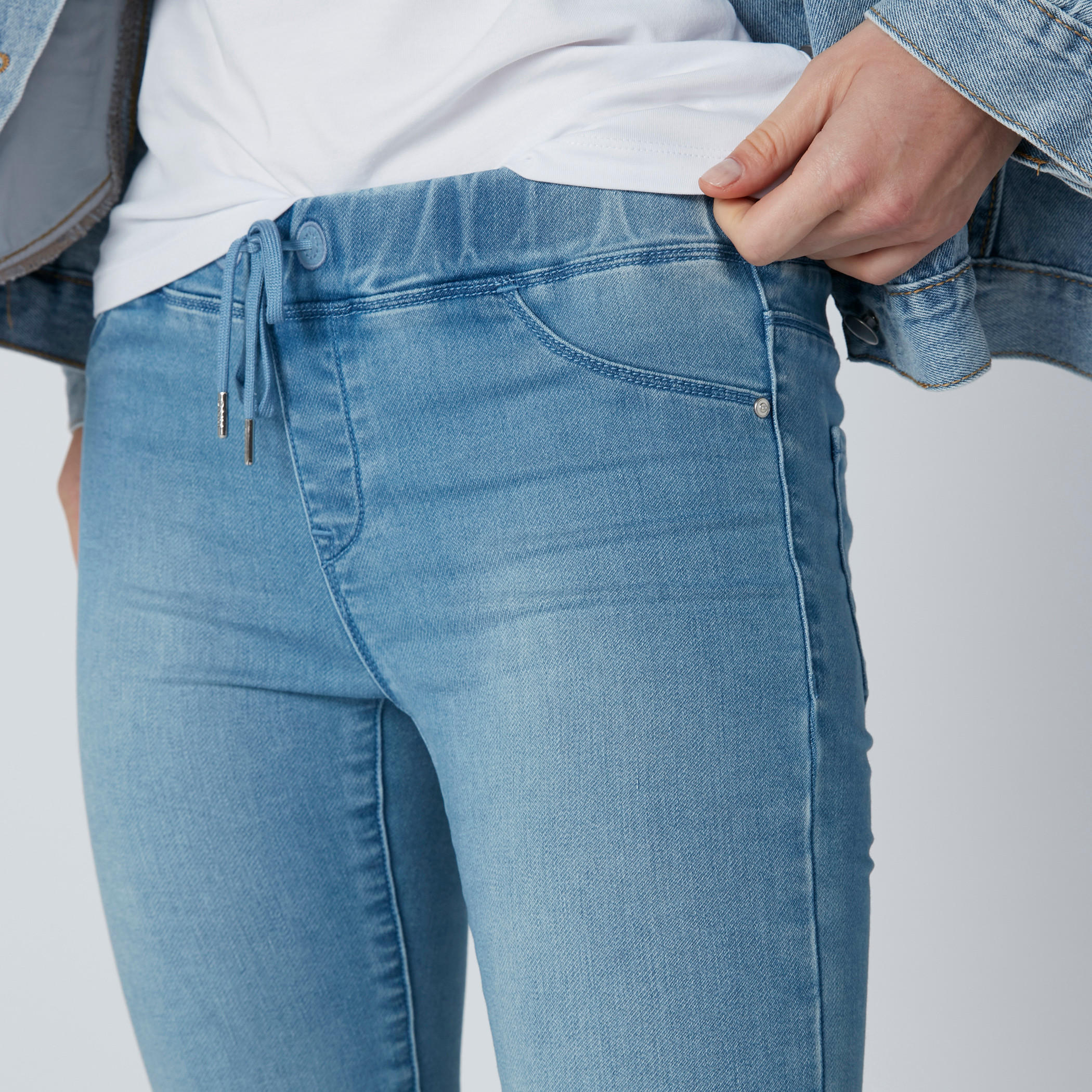 Pocket Detail Jeans with Elasticised Waistband and Drawstring-women-clothing-bottoms-joggers-image-4