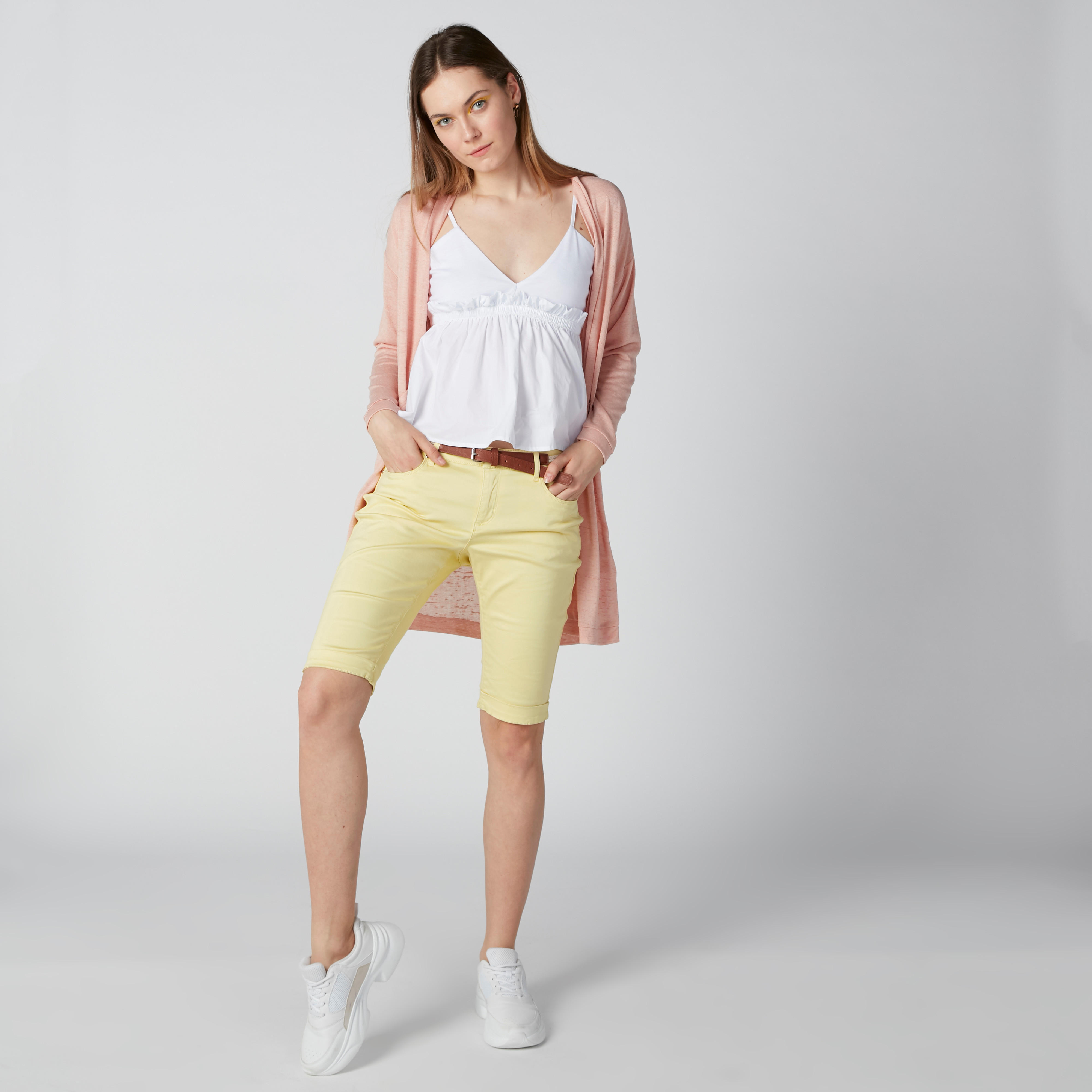 شورت مستدام دينم بخصر منخفض وجيوب-women-clothing-bottoms-shorts-image-1