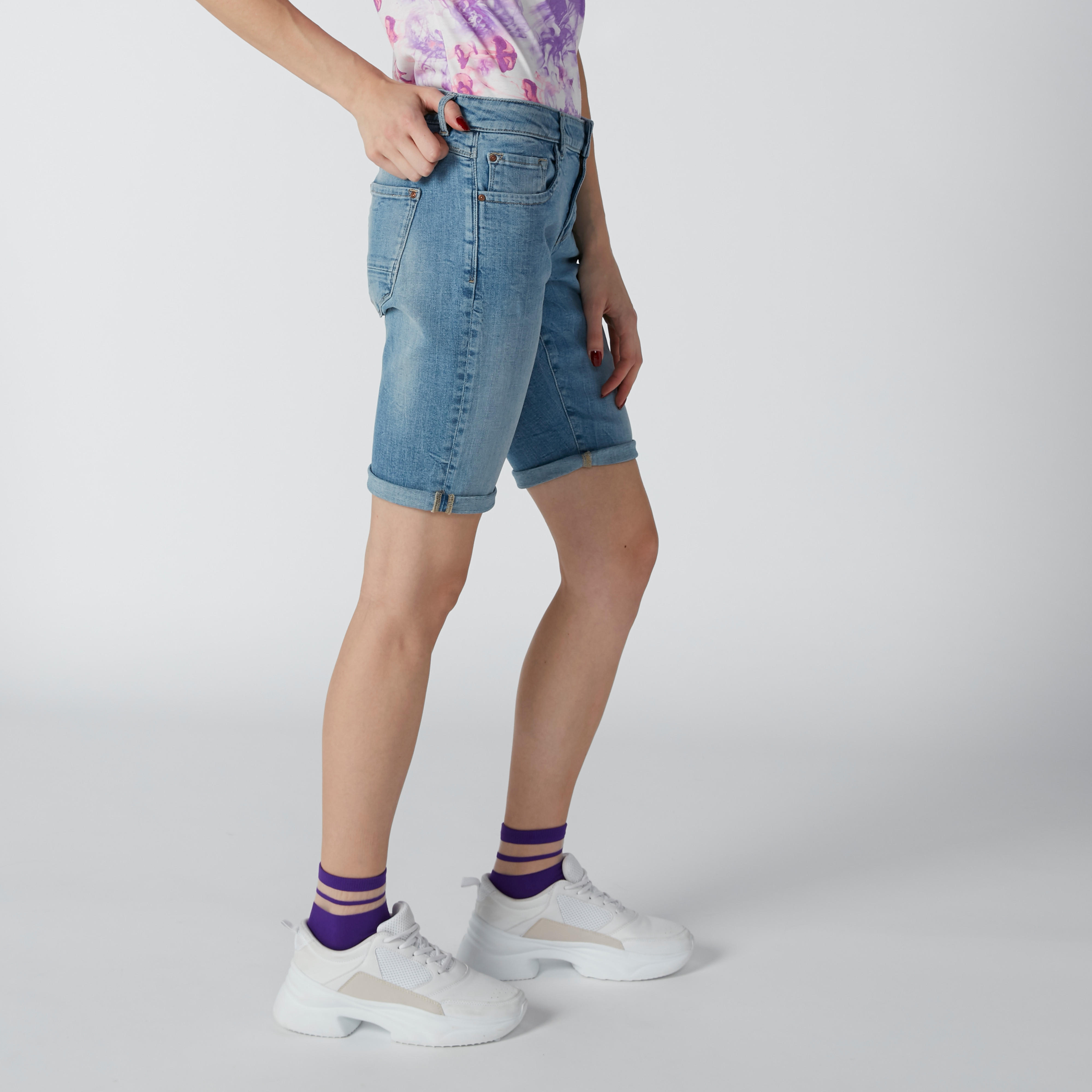 شورت دينم بجيوب-women-clothing-bottoms-shorts-image-4
