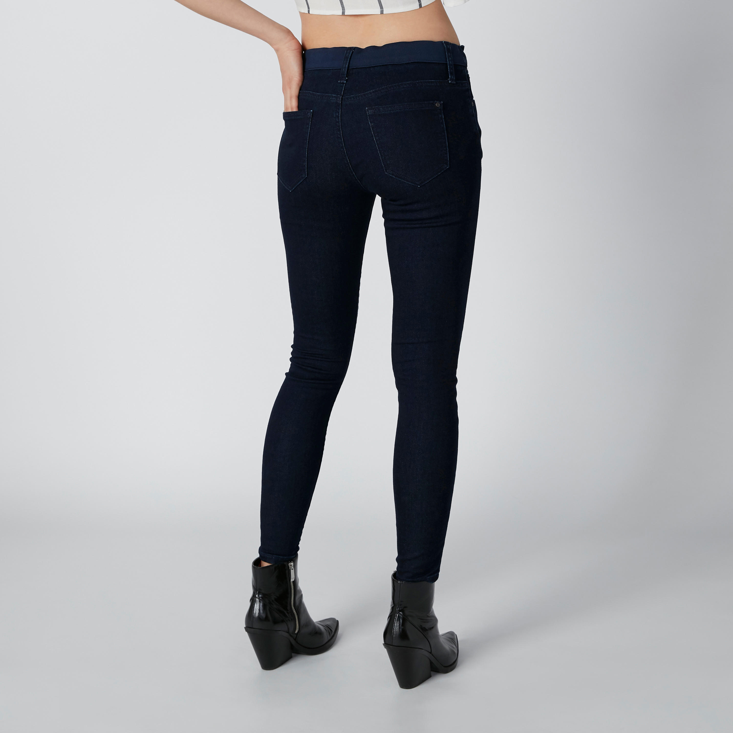 Sustainable Full Length Low Rise Jeans in Skinny Fit-women-clothing-bottoms-jeans-image-10