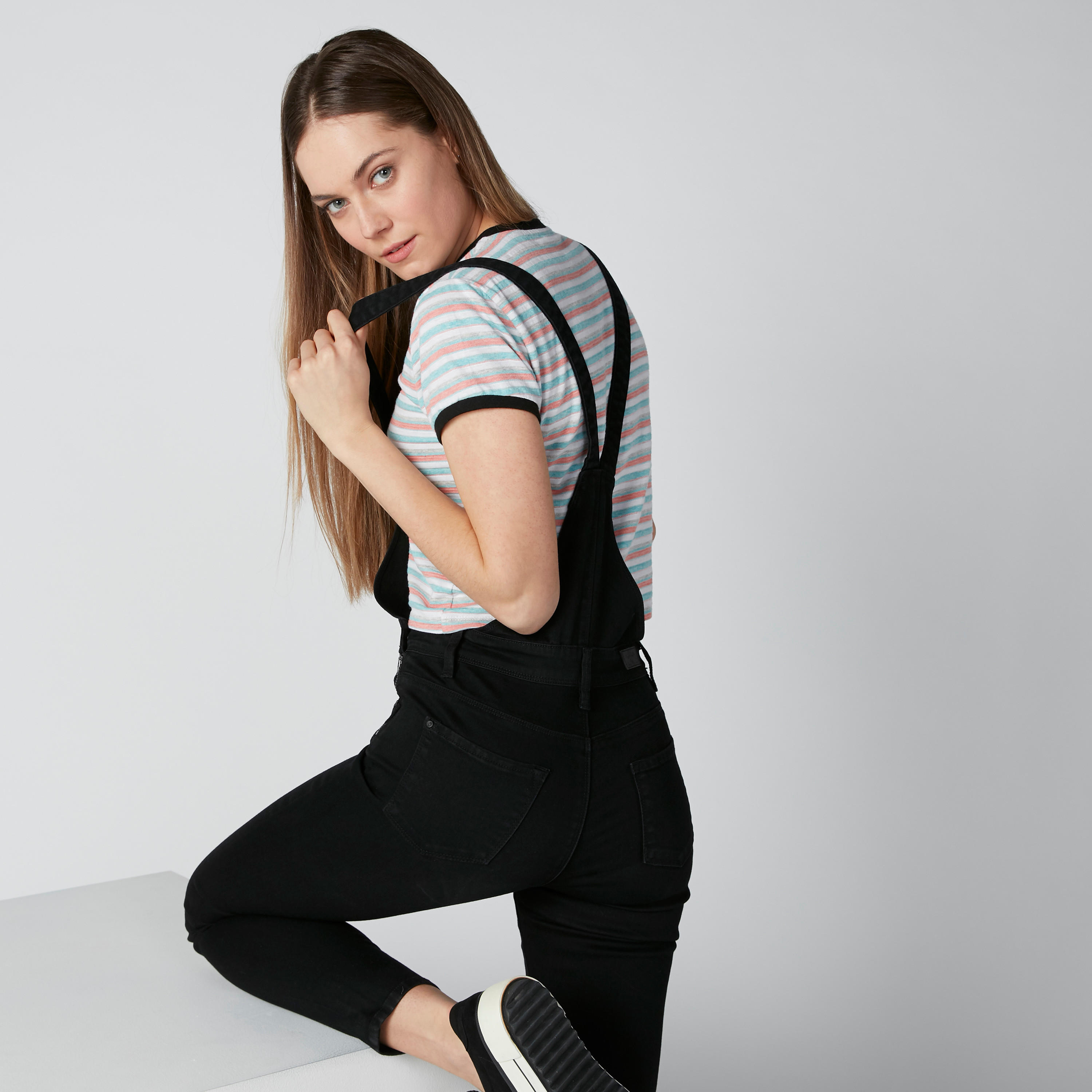 دنغري مستدام دينم سكيني وجيوب -women-clothing-bottoms-jeans-image-4