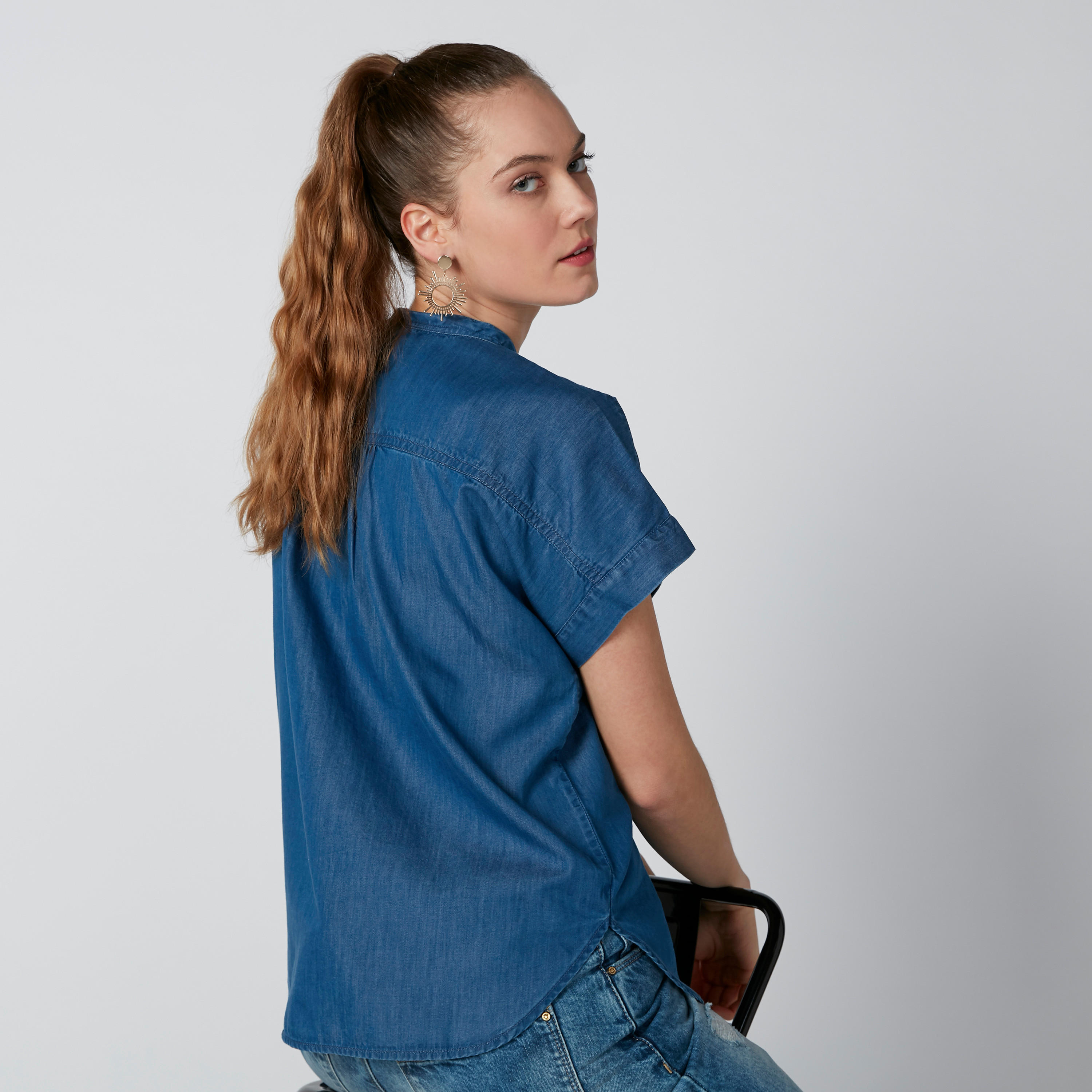 بلوزة مستدامة بياقة ماندارين وأكمام متصلة -women-clothing-shirtsandblouses-blouses-image-3