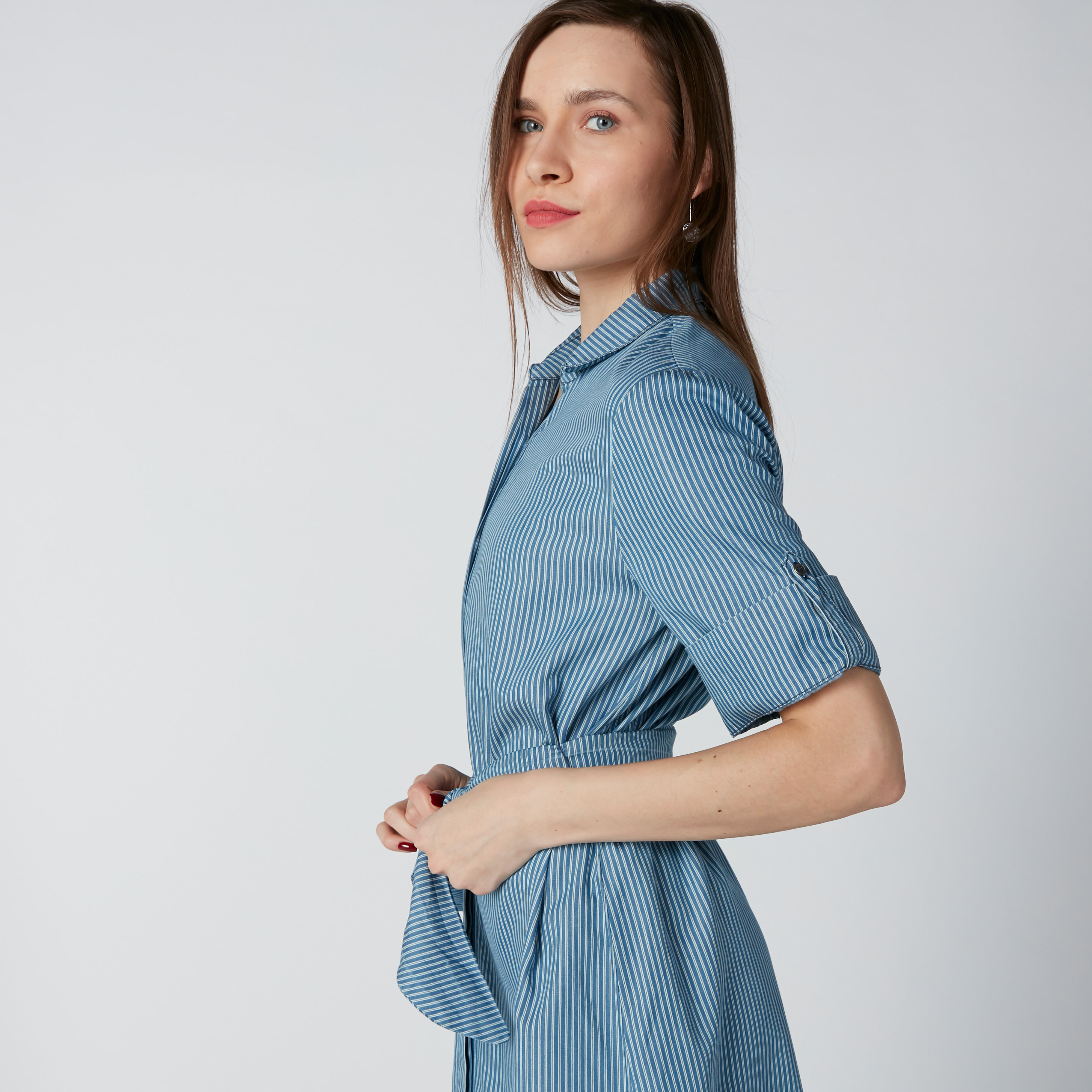 فستان قميص مستدام فضفاض مقلّم بقّصة عادية -women-clothing-dresses-image-5