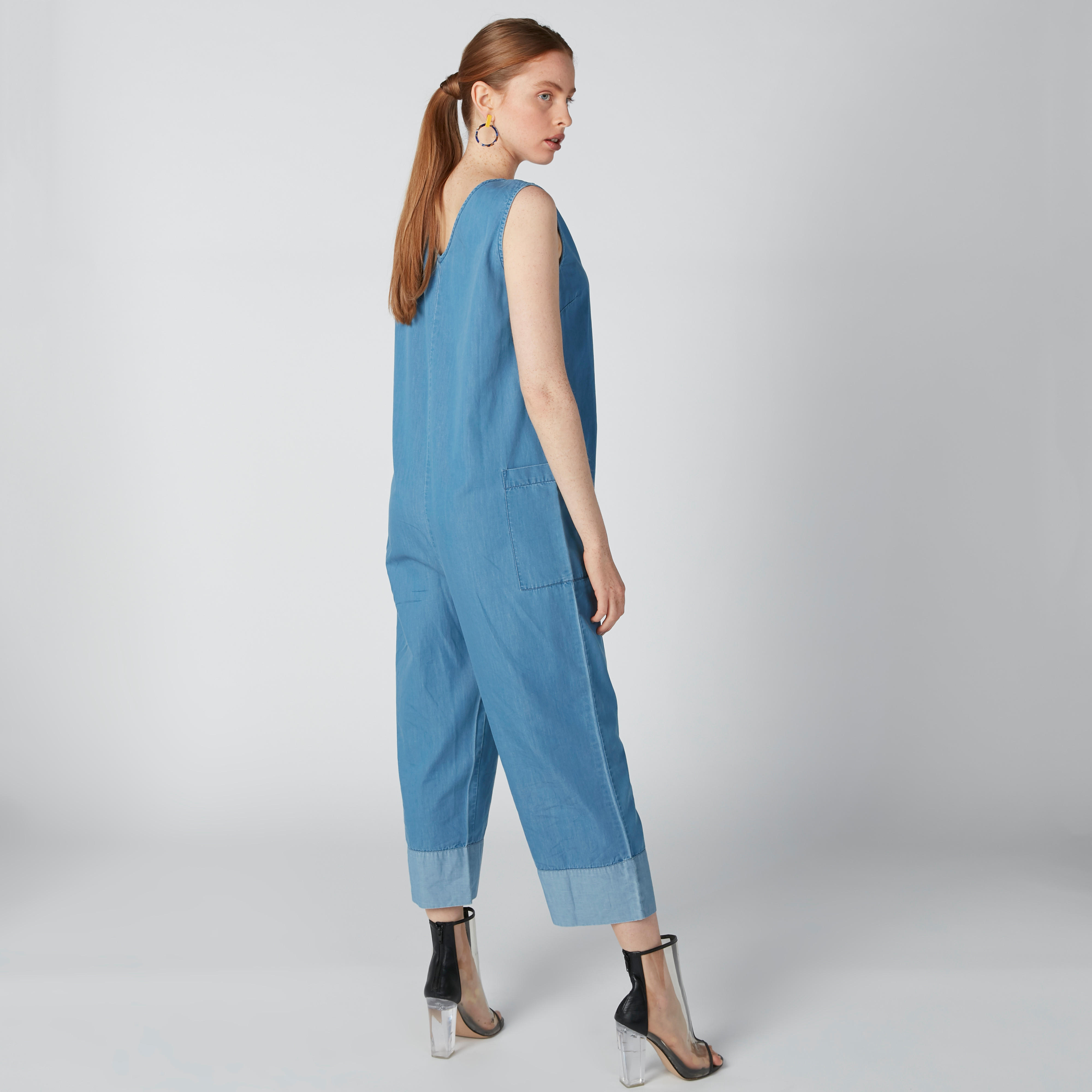 أفرول مستدام دينم دون أكمام بجيوب-women-clothing-jumpsuits-image-3