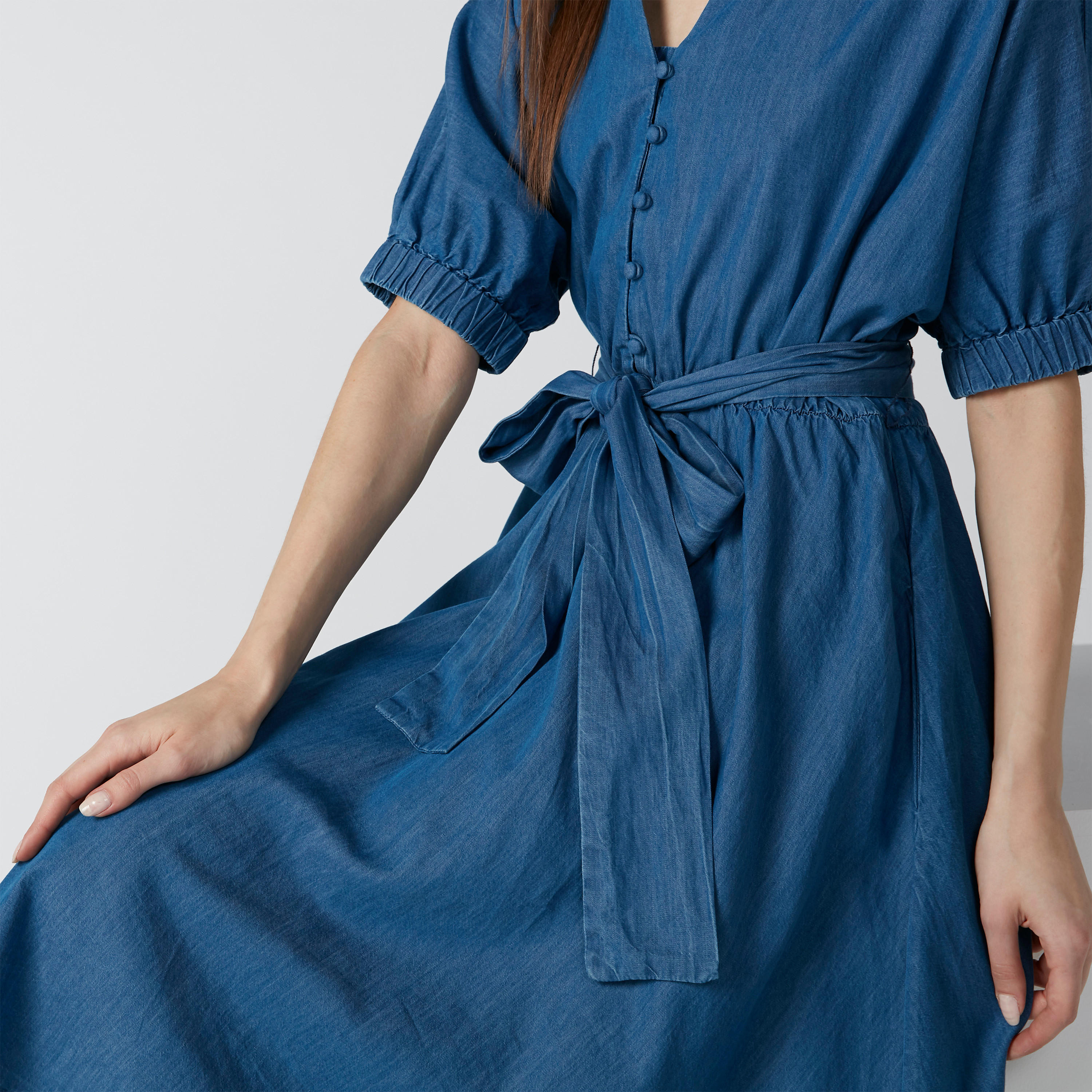 فستان مستدام دينم واسع بياقة عادية وأربطة-women-clothing-dresses-image-6