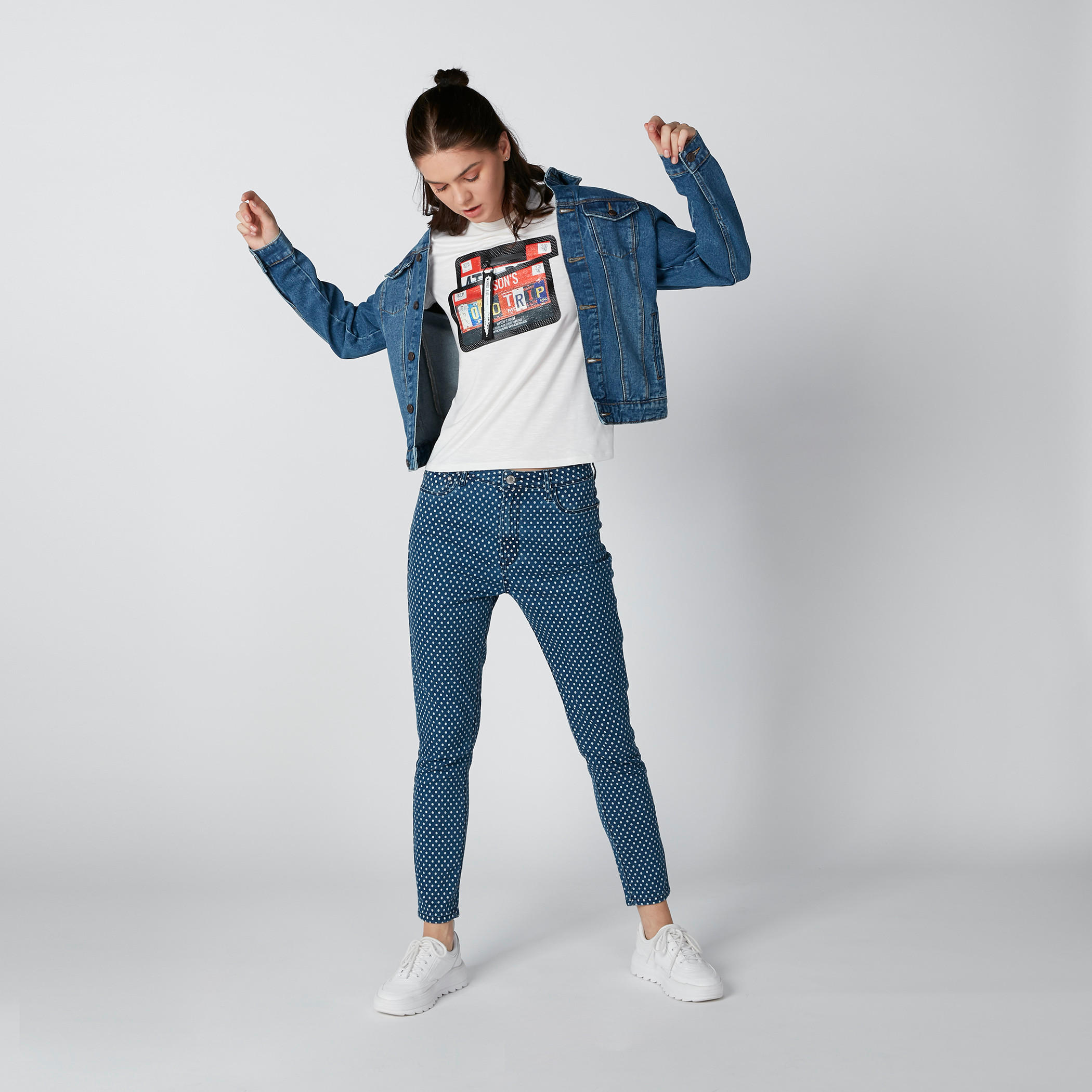 جاكيت دينم مستدام بقصّة عادية وأكمام طويلة -women-winterwear-coatsandjackets-jackets-image-2
