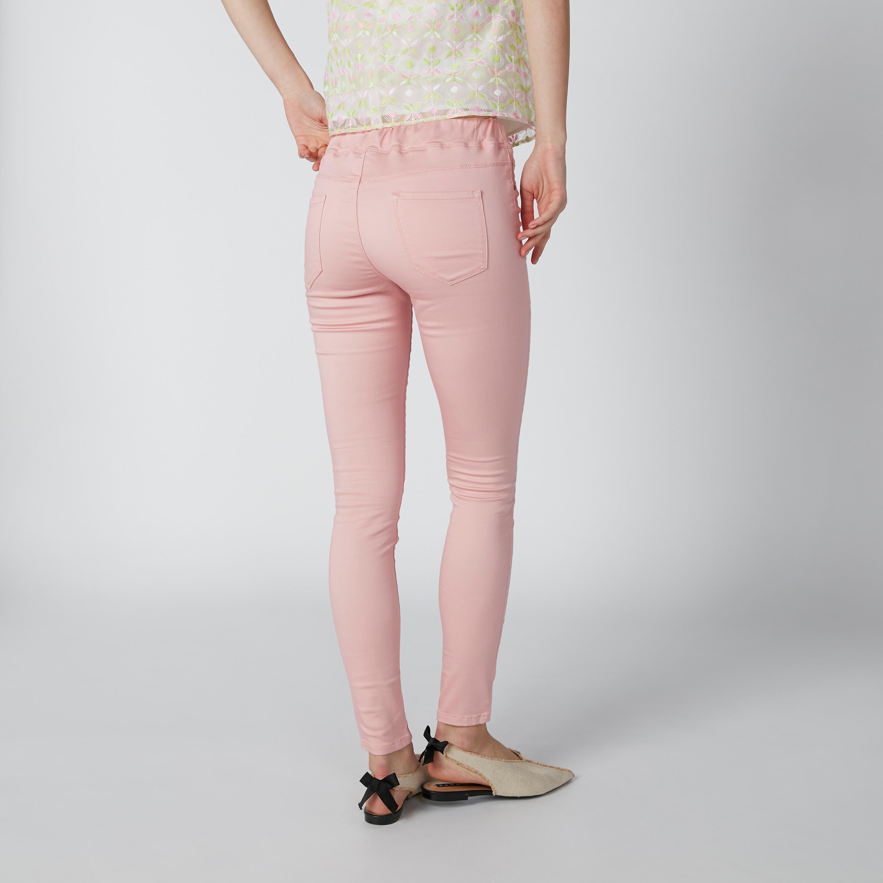 بنطال جينز بقصة سكيني ورباط وجيوب-women-clothing-bottoms-jeans-image-3