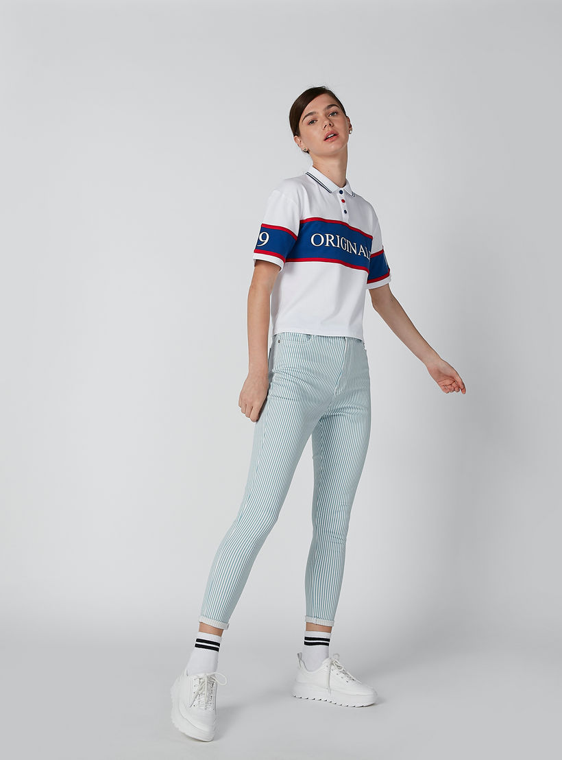 بنطال جينز مقلّم بجيوب وحلقات حزام-women-clothing-bottoms-jeans-image-1