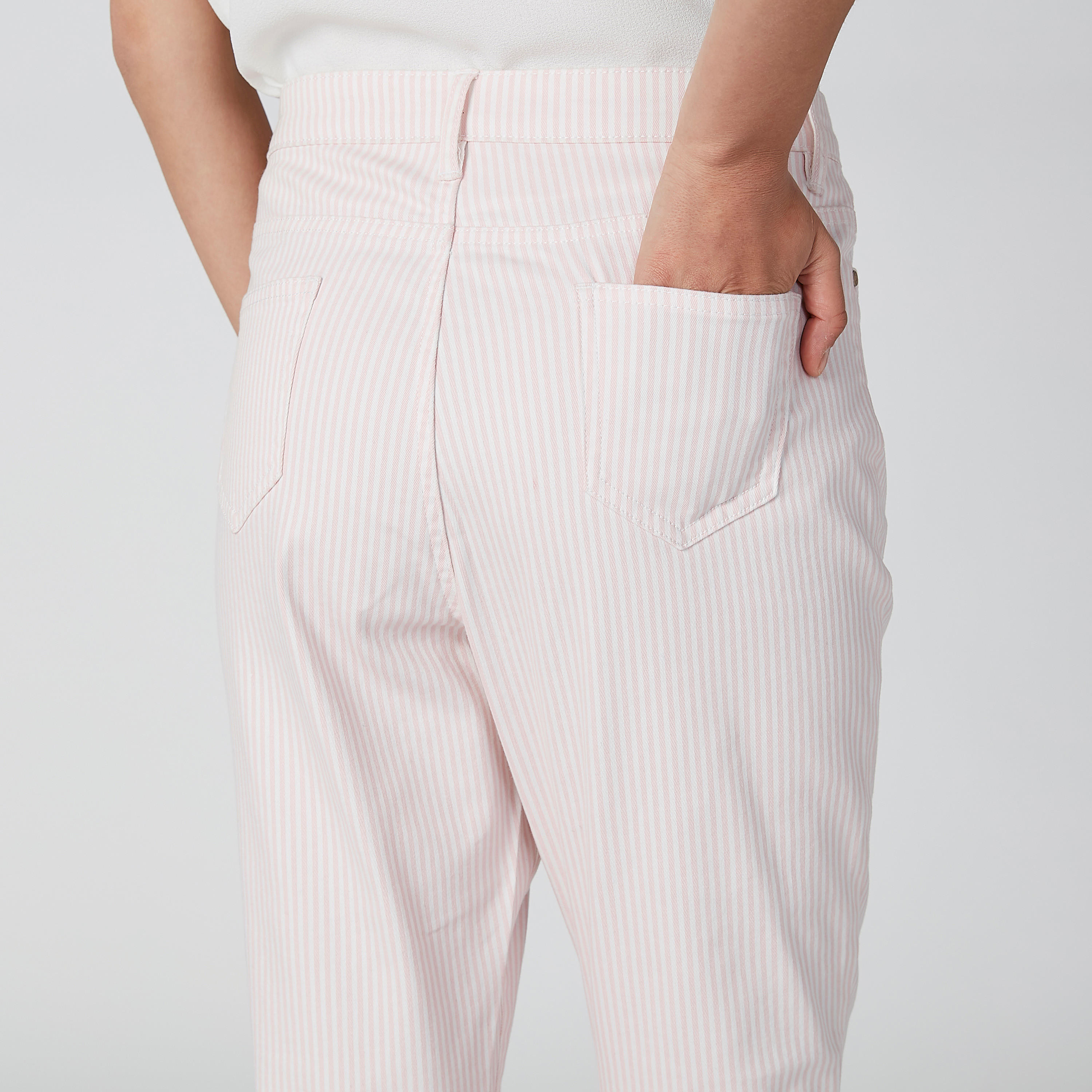 بنطال جينز بجيوب-women-clothing-bottoms-jeans-image-6