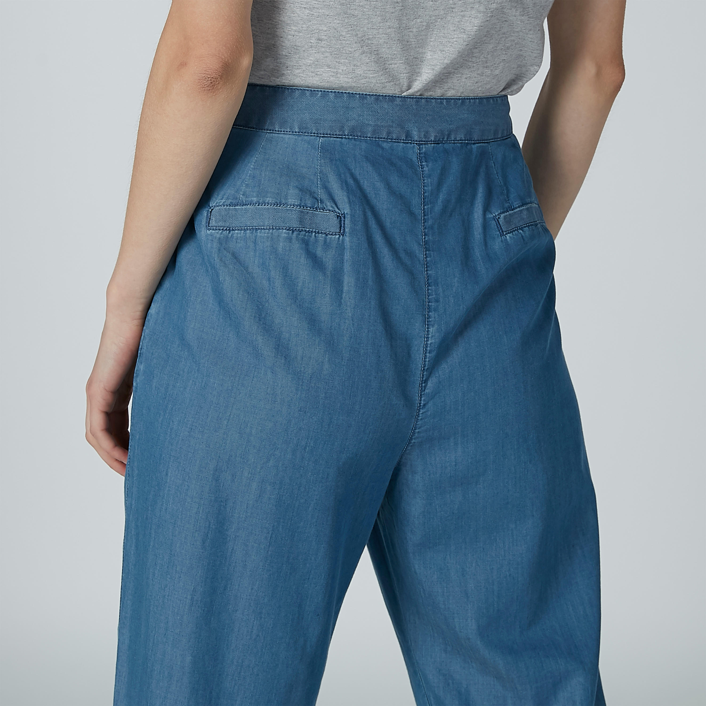 بنطال جينز طويل بجيوب-women-clothing-bottoms-jeans-image-4