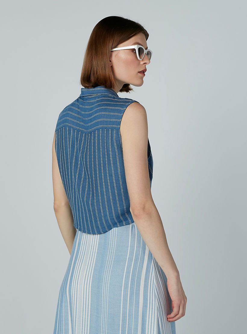 قميص مقلّم دون أكمام بياقة عاديّة وتفاصيل معقودة-women-clothing-shirtsandblouses-shirts-image-3