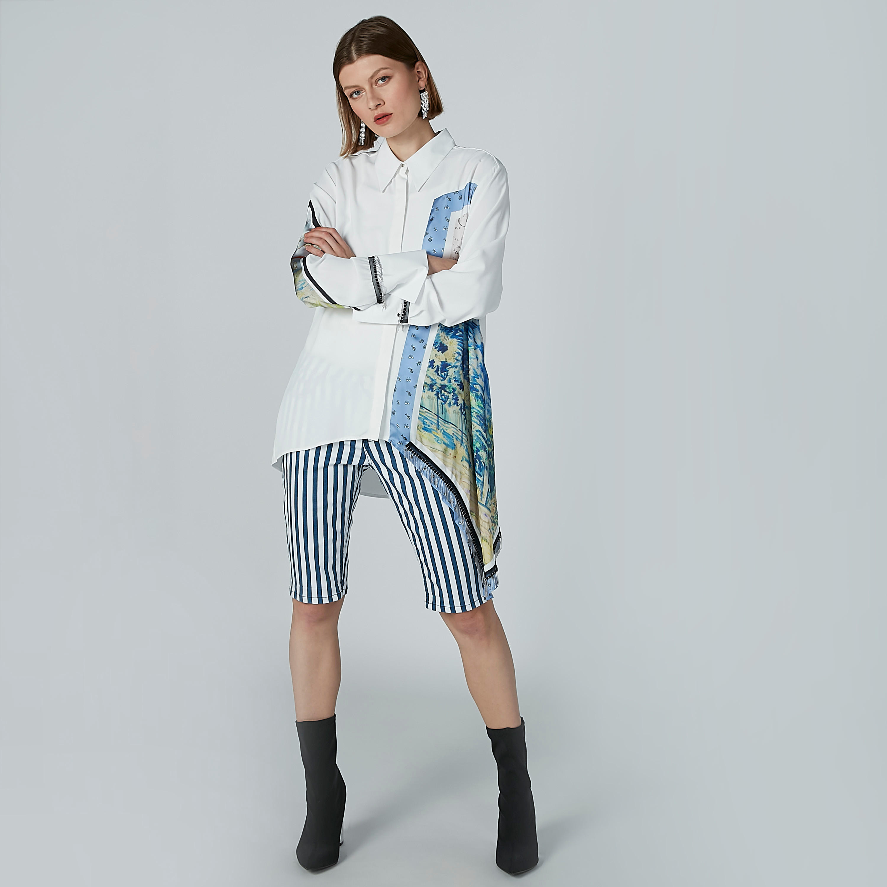 شورت دينم مقلّم بجيوب-women-clothing-bottoms-shorts-image-5