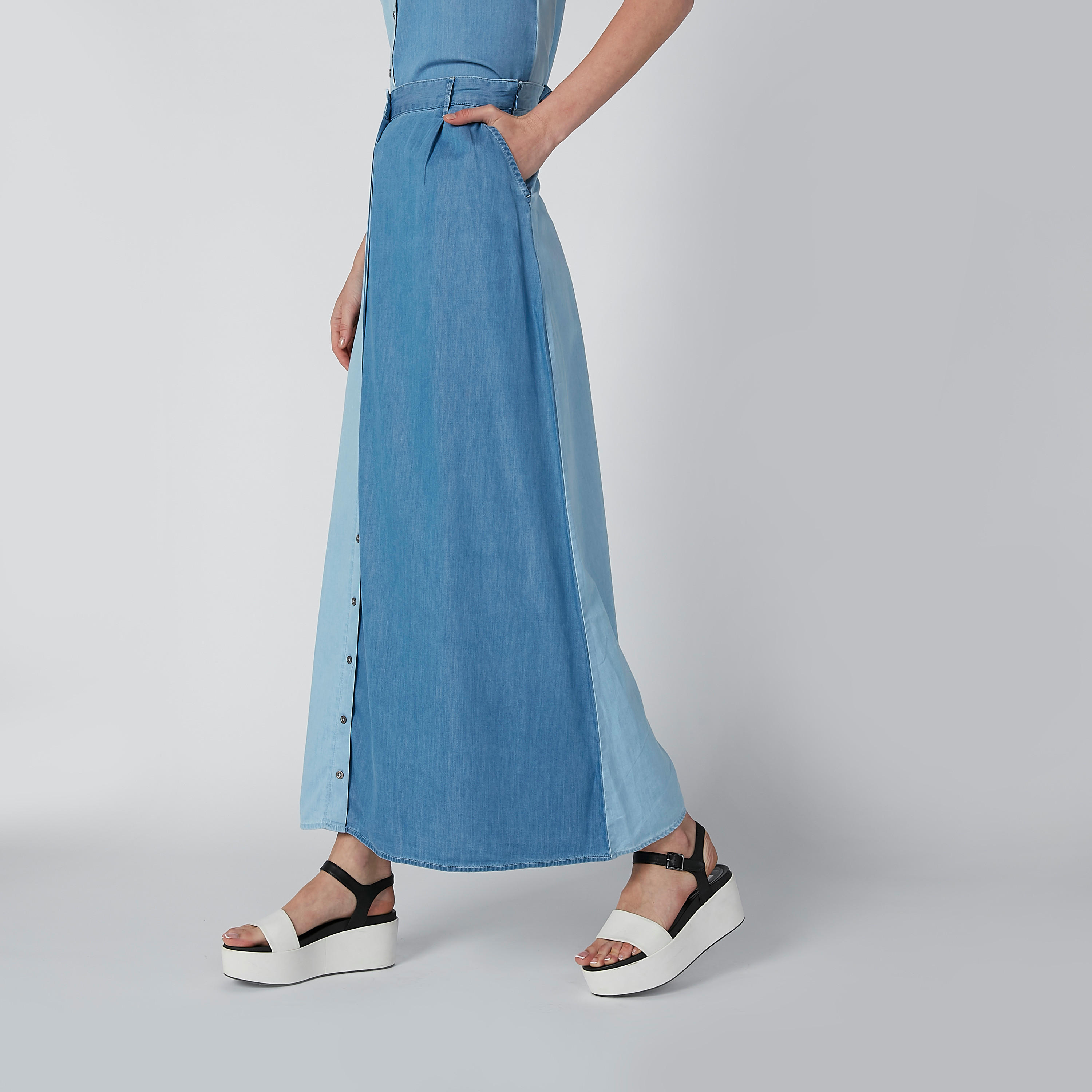 تنورة طويلة بجيوب وأزرار-women-clothing-bottoms-skirts-image-1