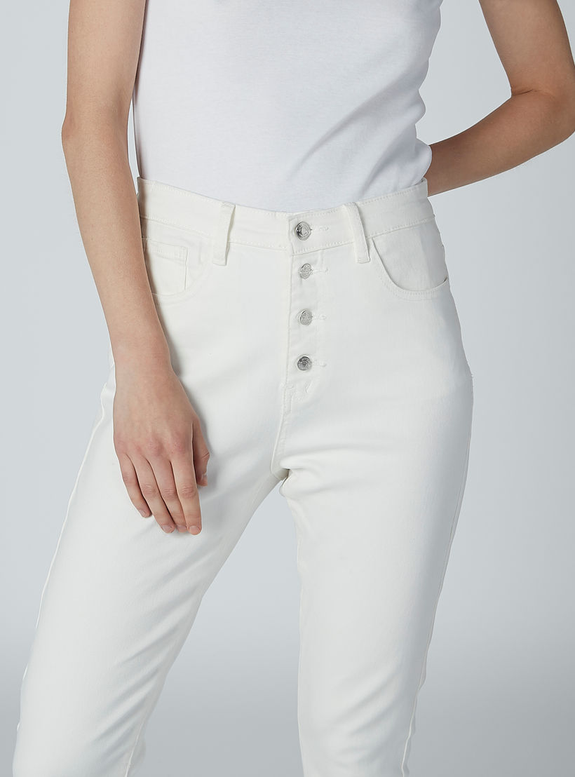 بنطال جينز طويل بجيوب وحلقات للحزام-women-clothing-bottoms-jeans-image-4