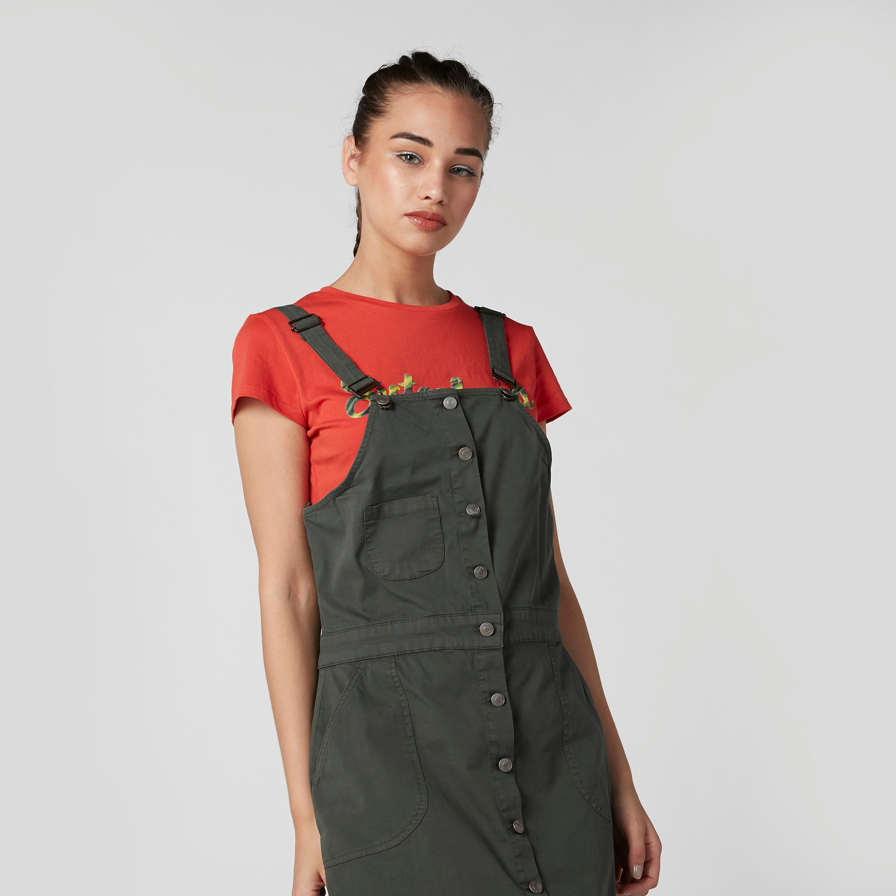 مريلة مستدامة سادة بجيوب -women-clothing-dresses-image-2