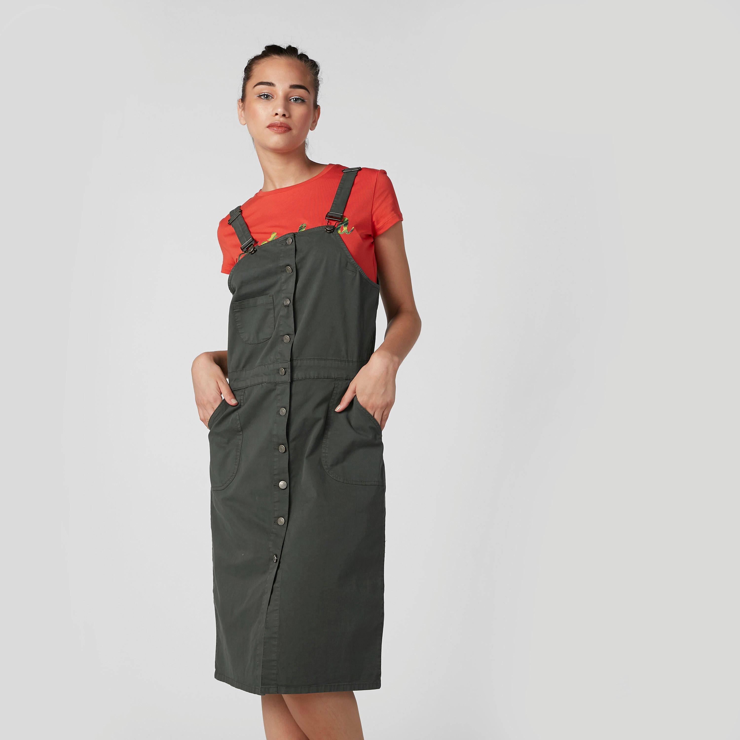 مريلة مستدامة سادة بجيوب -women-clothing-dresses-image-5
