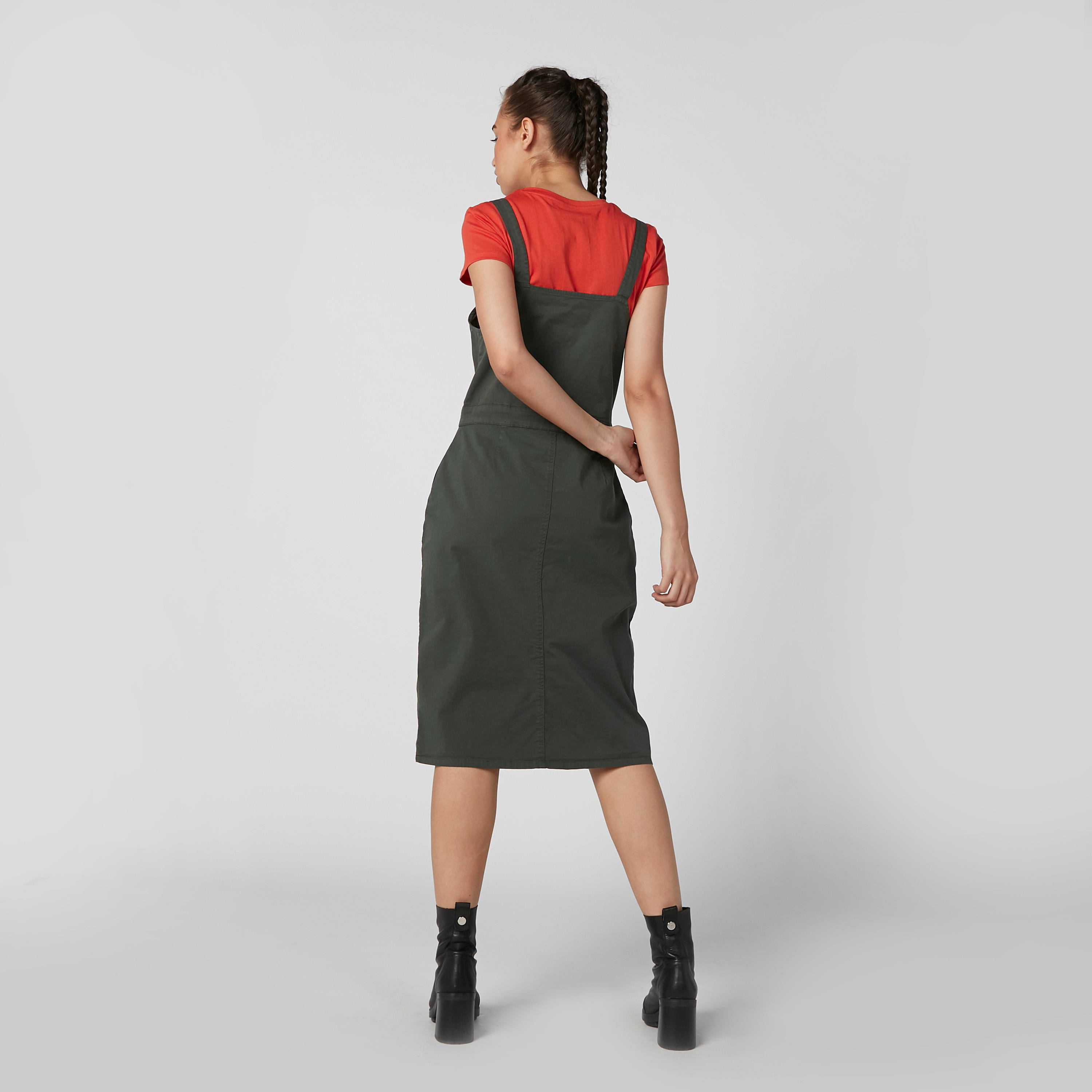 مريلة مستدامة سادة بجيوب -women-clothing-dresses-image-6