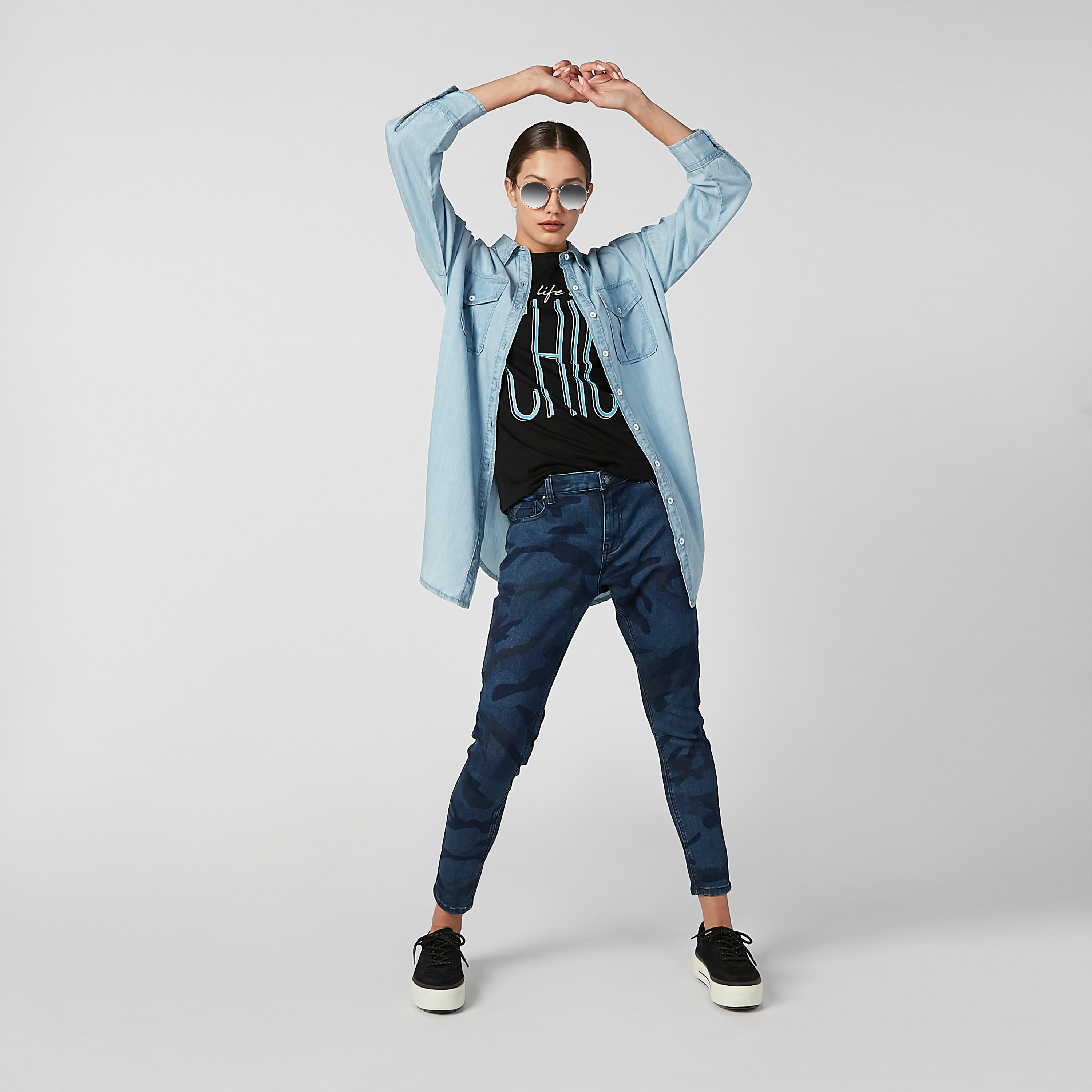 قميص جينز مستدام سادة بياقة عاديّة وأكمام طويلة-women-clothing-shirtsandblouses-shirts-image-7