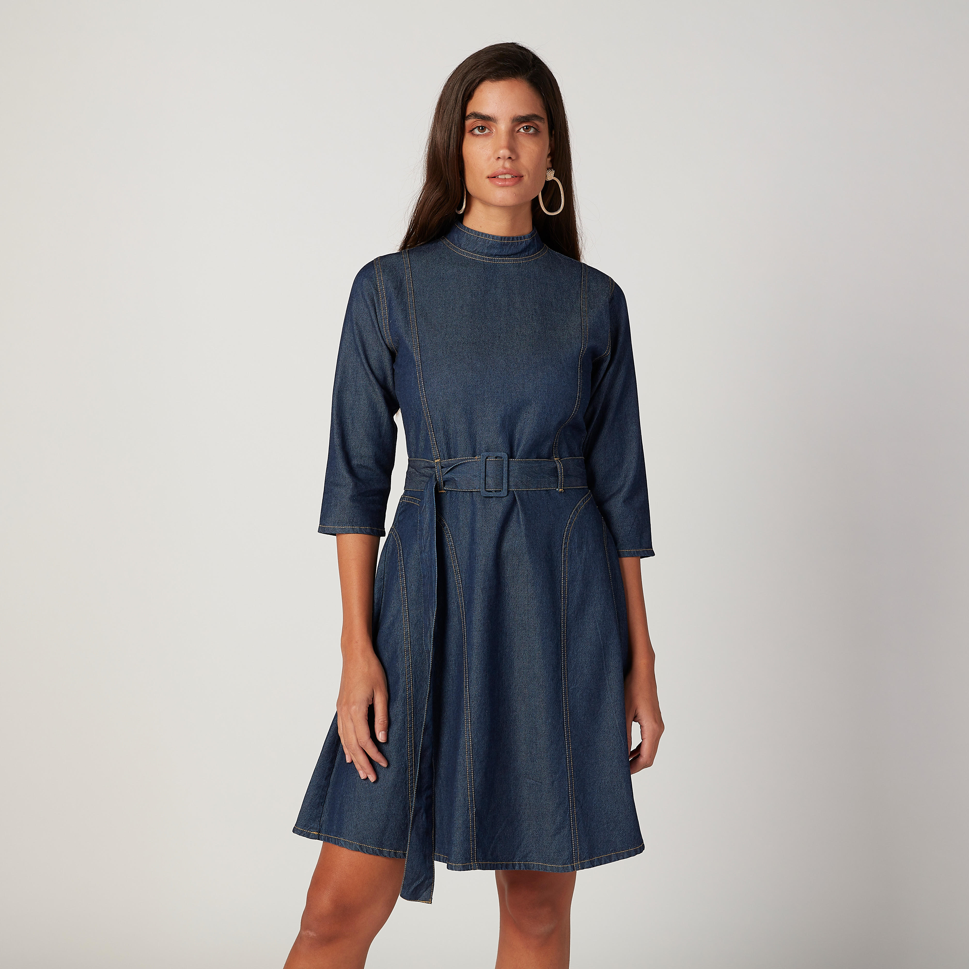 فستان مستدام دينم قصير بياقة عالية وأكمام 3/4 -women-clothing-dresses-image-1