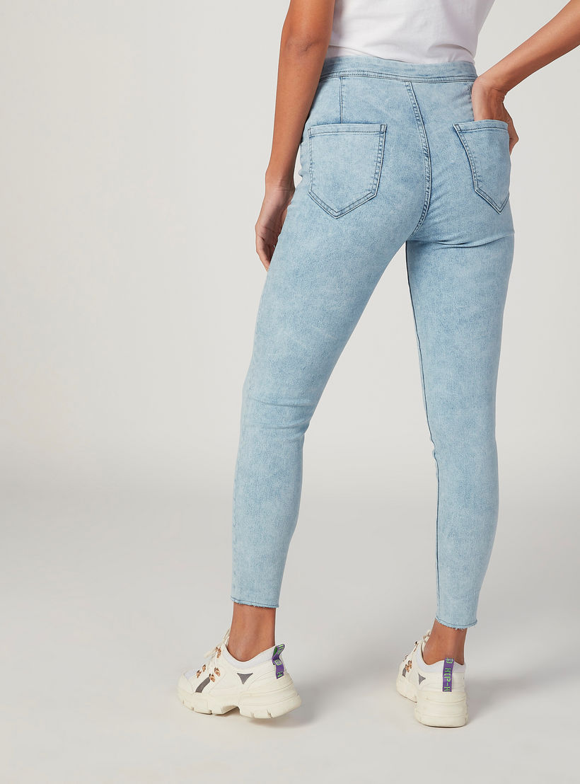بنطلون جينز مستدام سكيني مقلّم بخصر متوسط الارتفاع وجيوب -women-clothing-bottoms-jeans-image-4