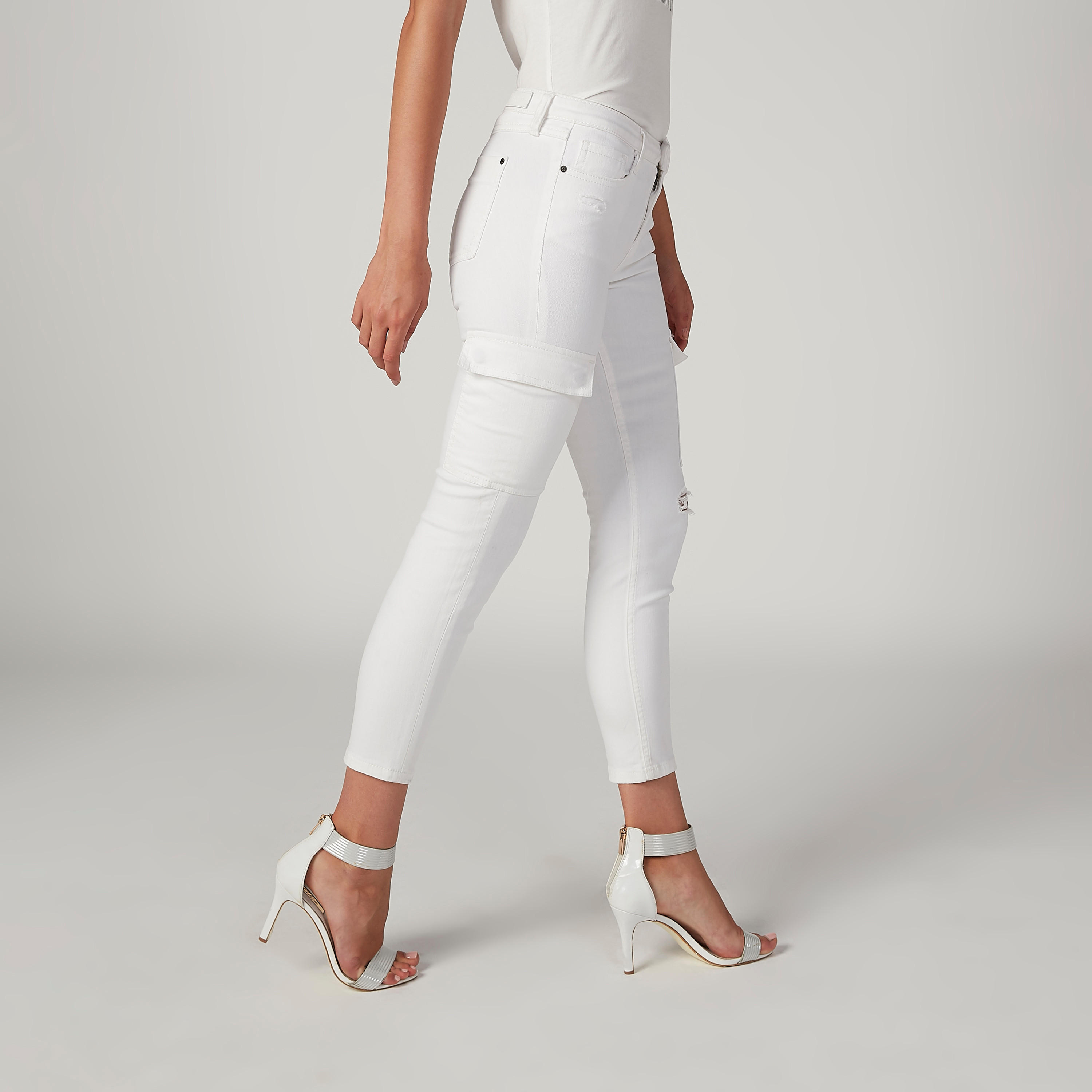 بنطلون جينز مستدام سكيني ممزّق بخصر متوسط الارتفاع وجيوب -women-clothing-bottoms-jeans-image-5