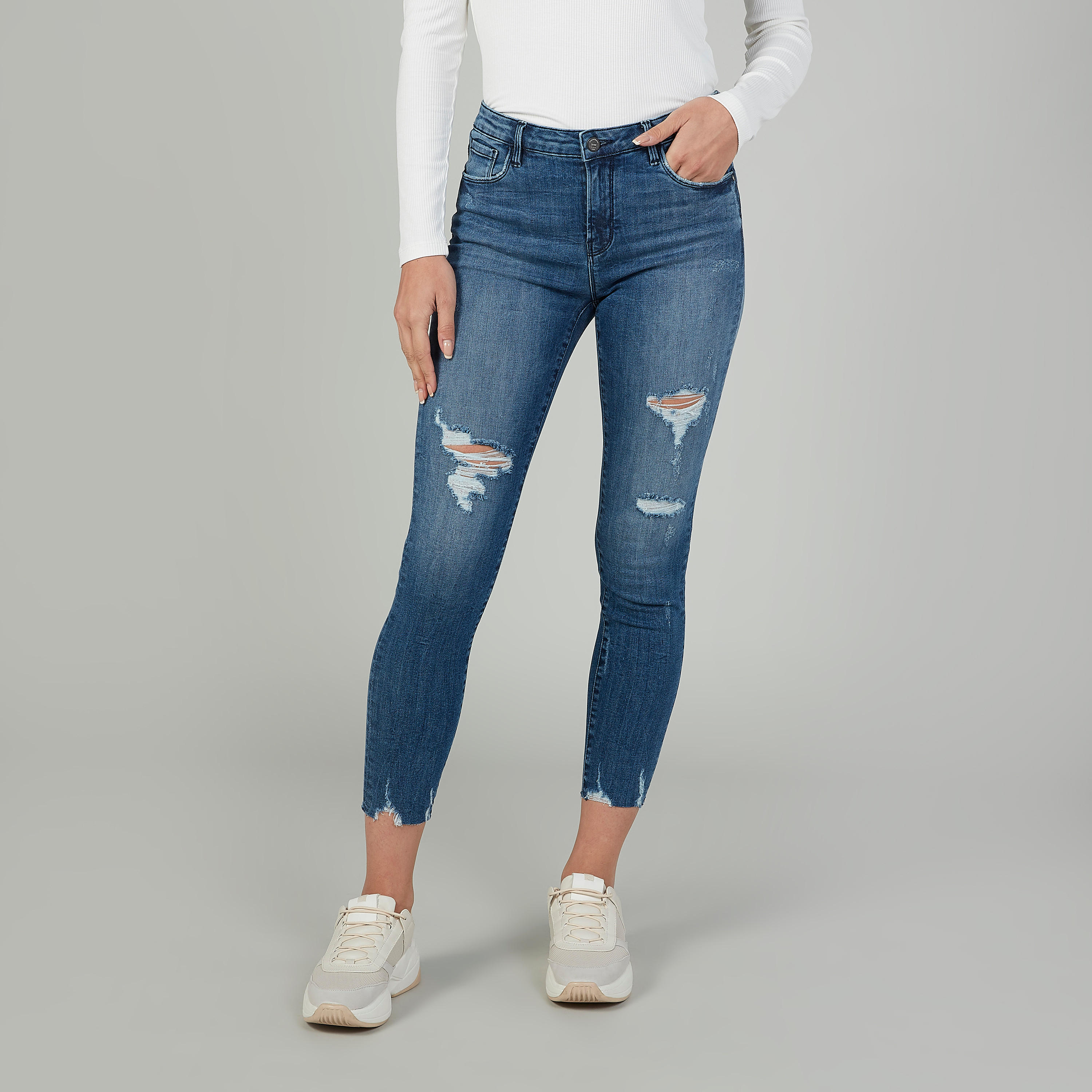 بنطلون جينز بتصميم ممزق وزر إغلاق-women-clothing-bottoms-jeans-image-1
