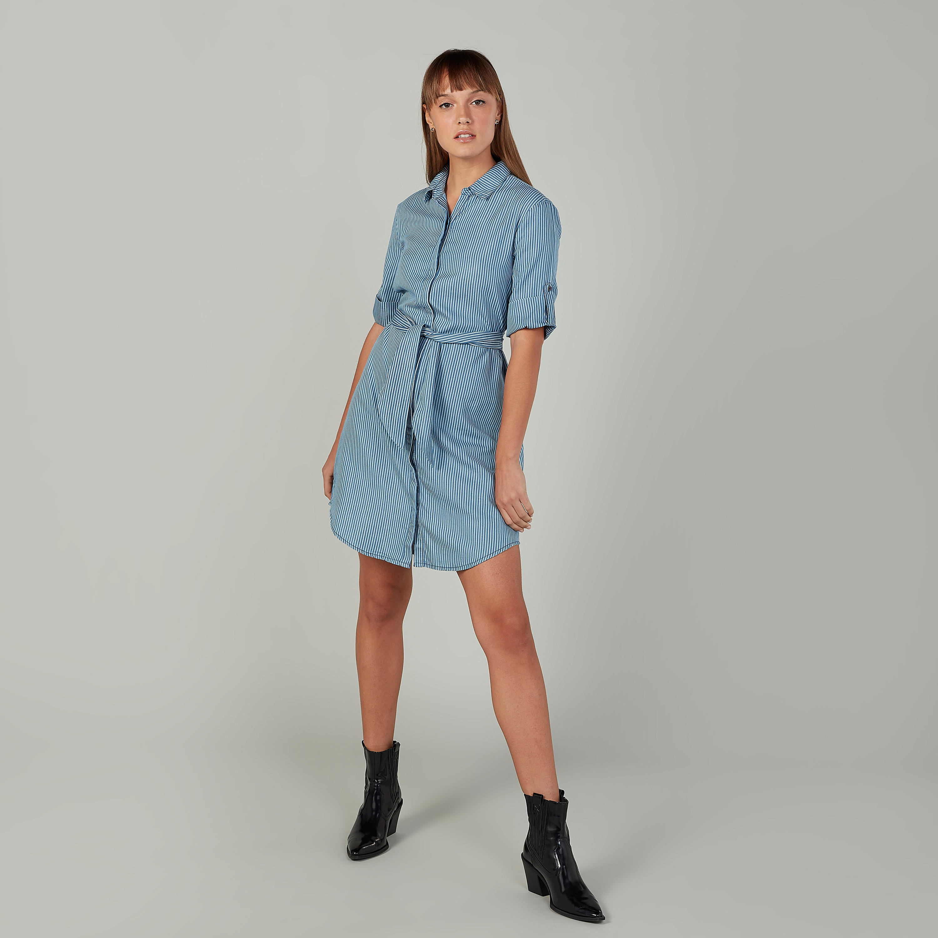 فستان قميص قصير مقلّم بأكمام طويلة بألسنة تثبيت بأزرار وأربطة-women-clothing-dresses-image-2