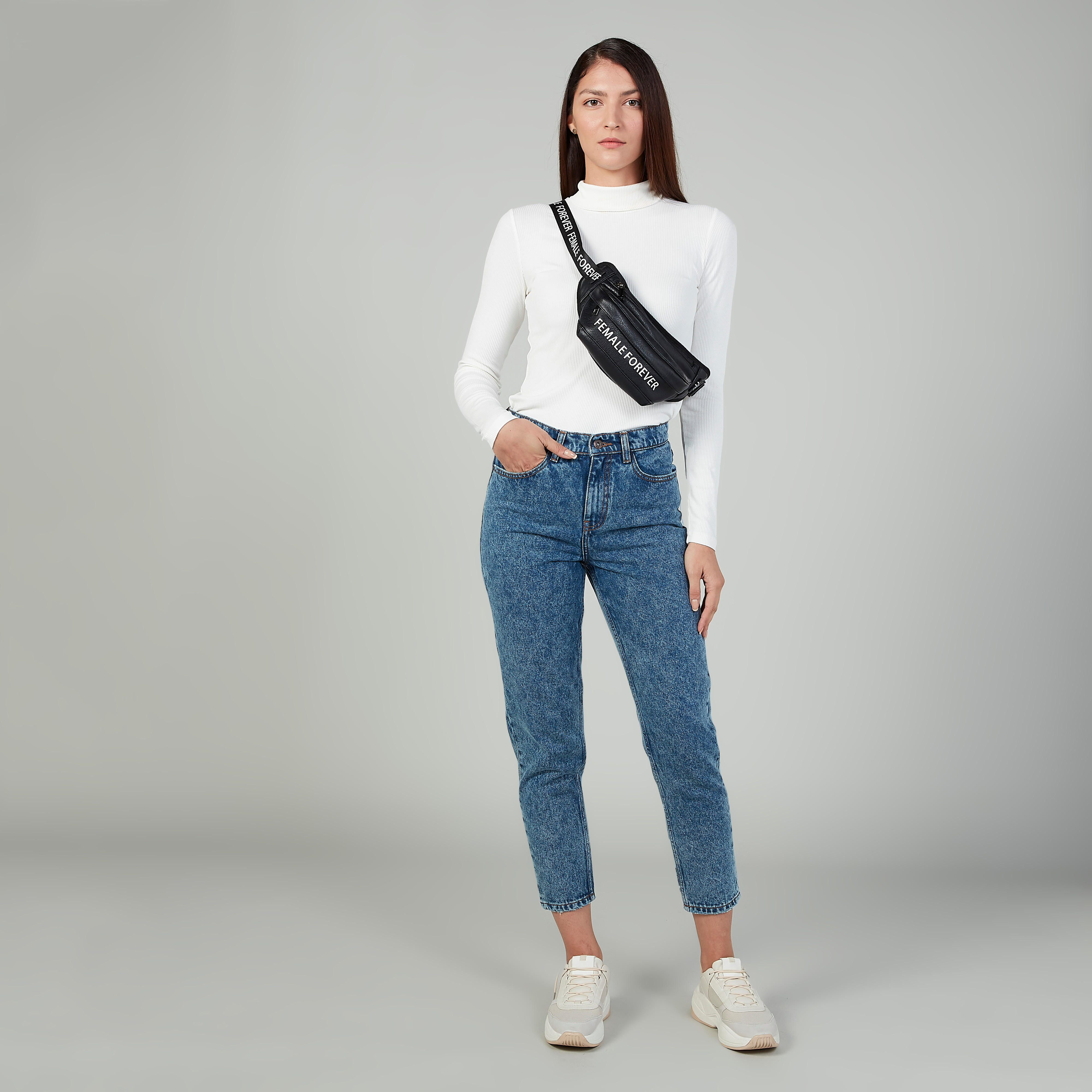 بنطلون جينز مستدام سكيني سادة بخصر منخفض وجيوب-women-clothing-bottoms-jeans-image-2