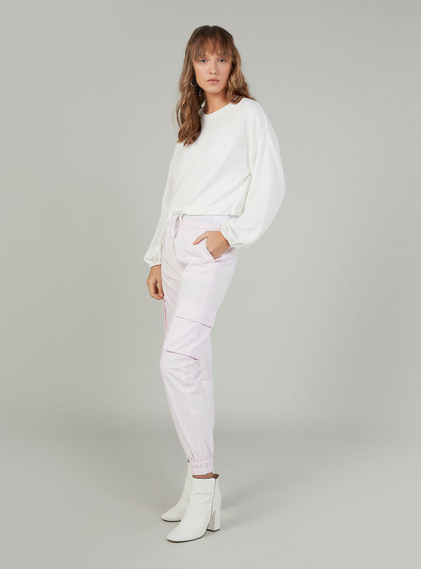 بنطلون كارجو مستدام سكيني فيت سادة بخصر متوسط الارتفاع وجيوب-women-clothing-bottoms-joggers-image-2